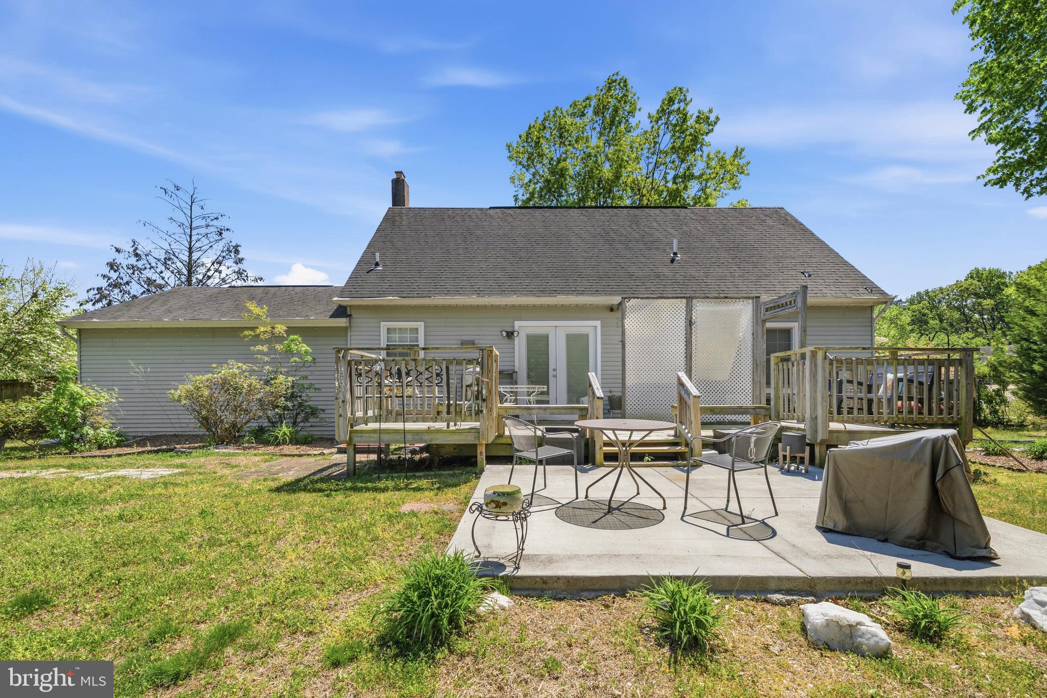 FORESTVILLE CENTER - Residential