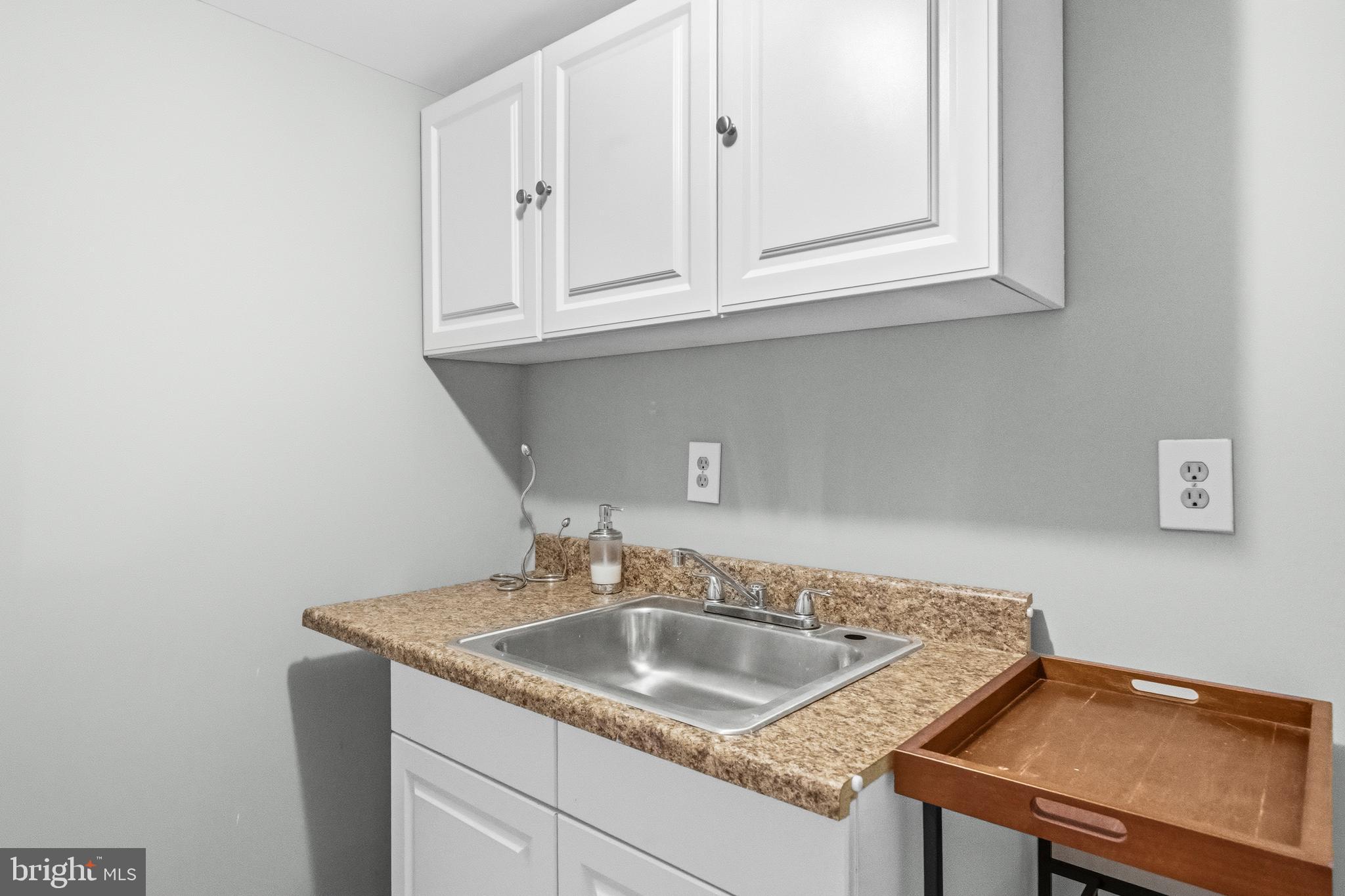 FORESTVILLE CENTER - Residential