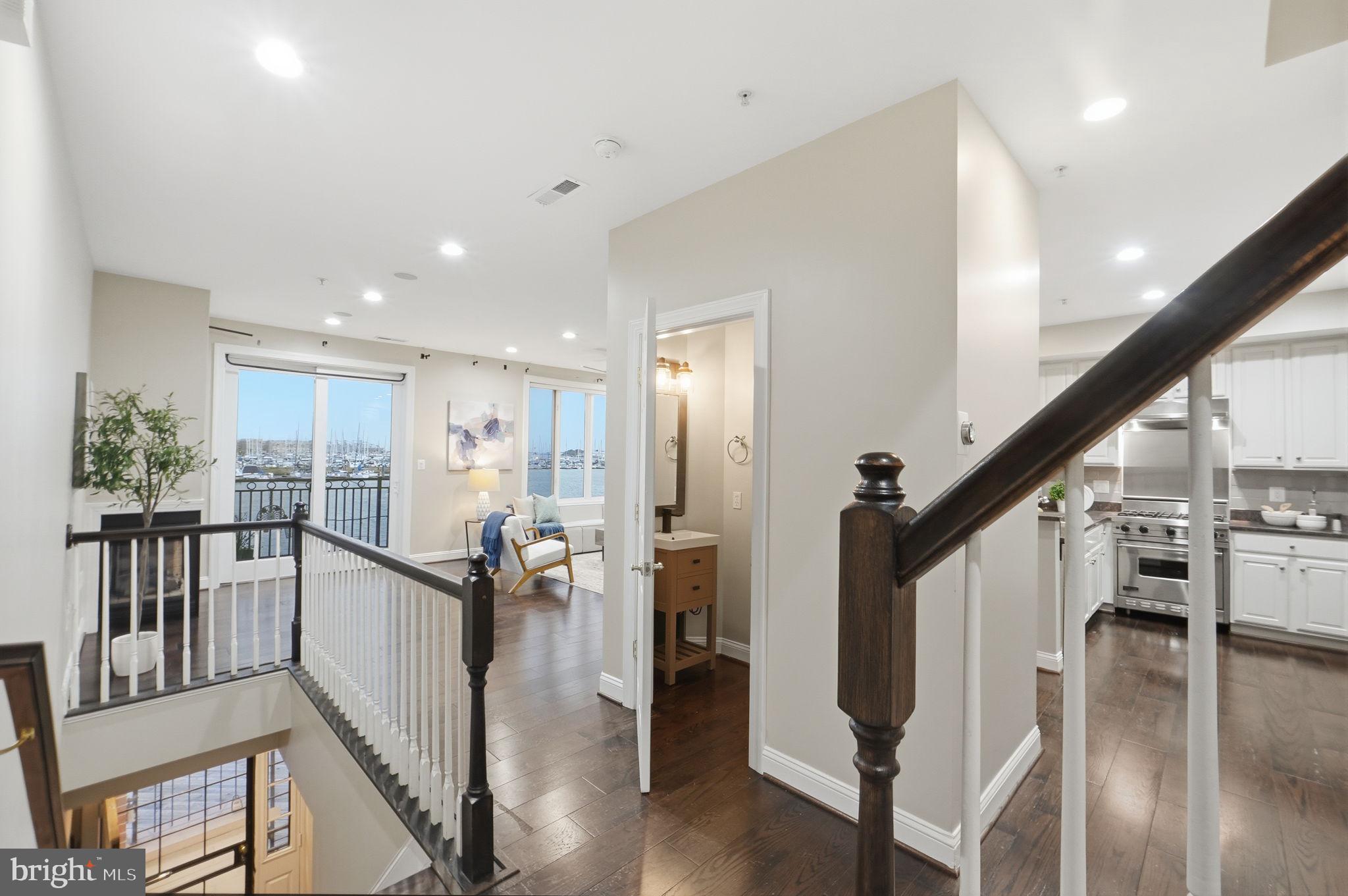 NORTH SHORE - Residential
