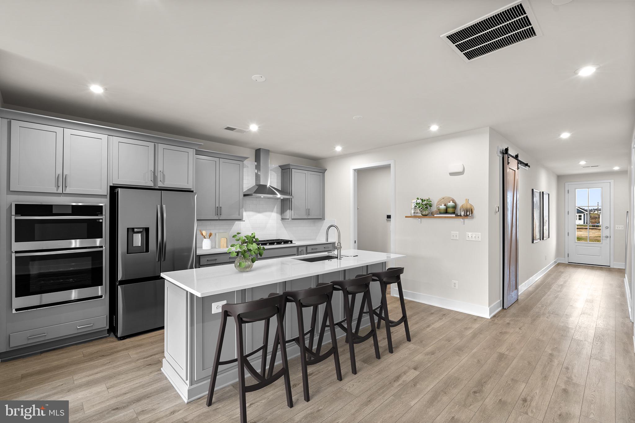 HIATT POINTE AT SNOWDEN BRIDGE - Residential