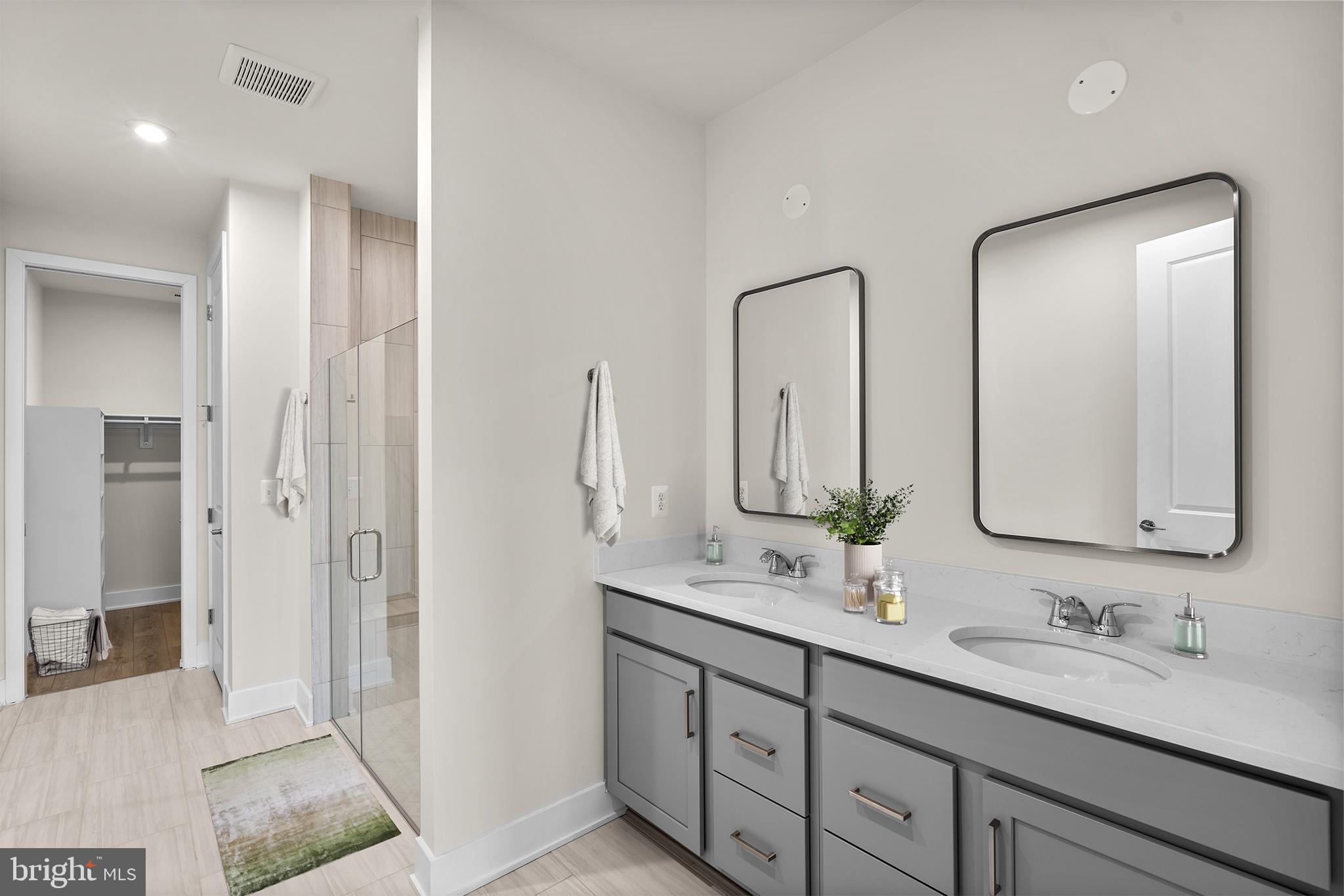 HIATT POINTE AT SNOWDEN BRIDGE - Residential