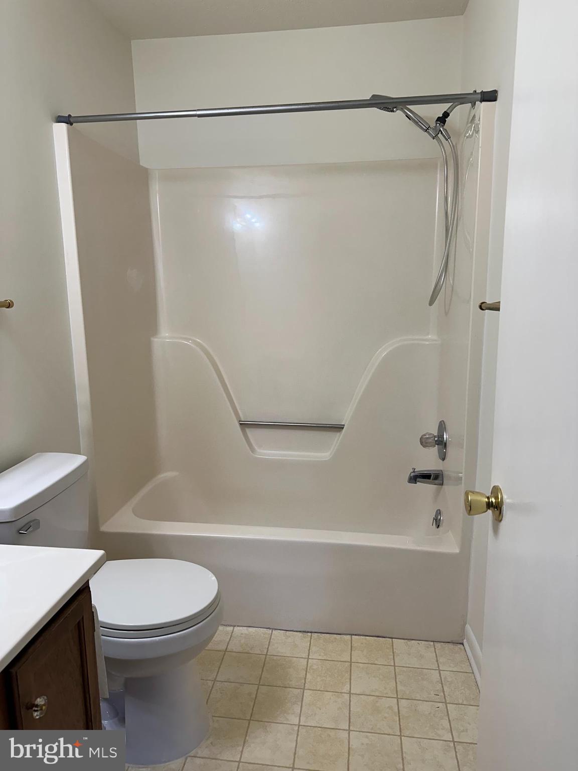 HILLTOP HOMES SUBDIVISION - Residential Lease