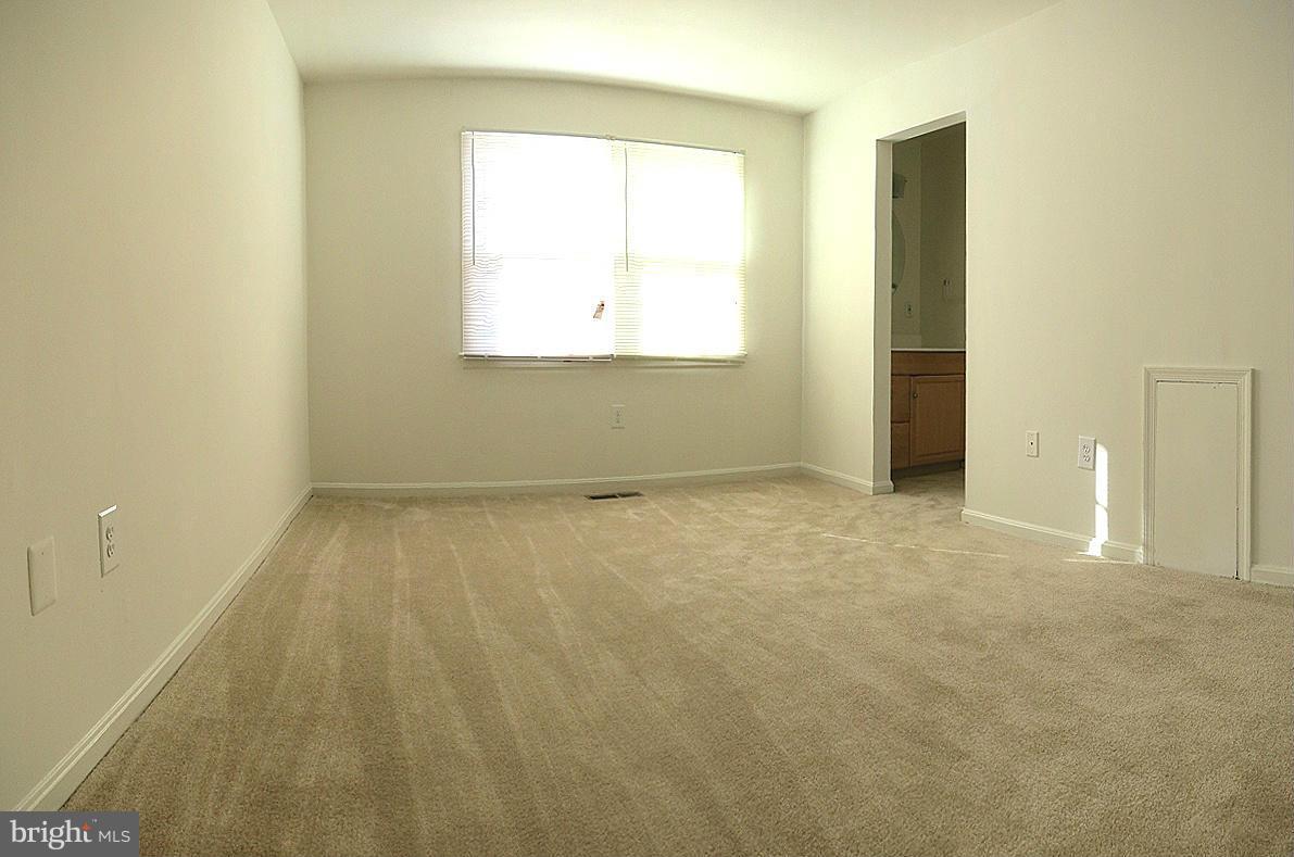 EVERGREEN HEIGHTS - Residential Lease