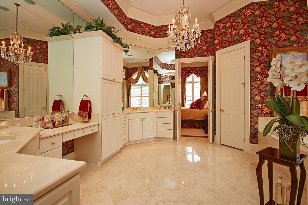 THE RESERVE - Residential