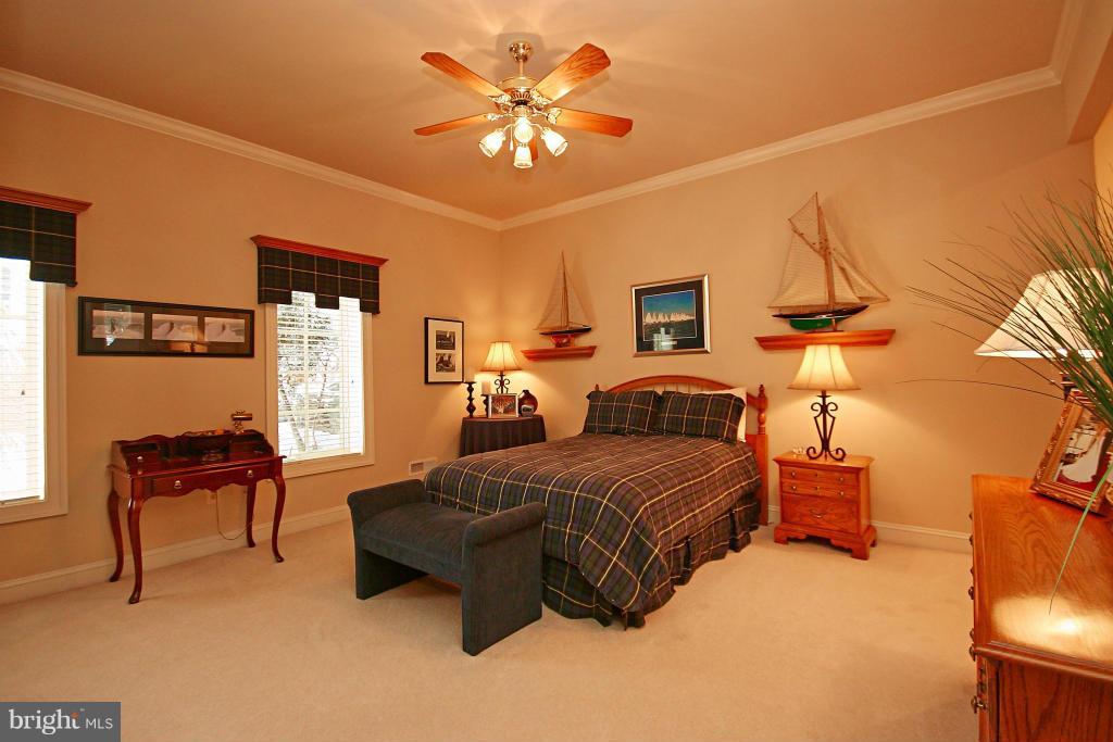 THE RESERVE - Residential