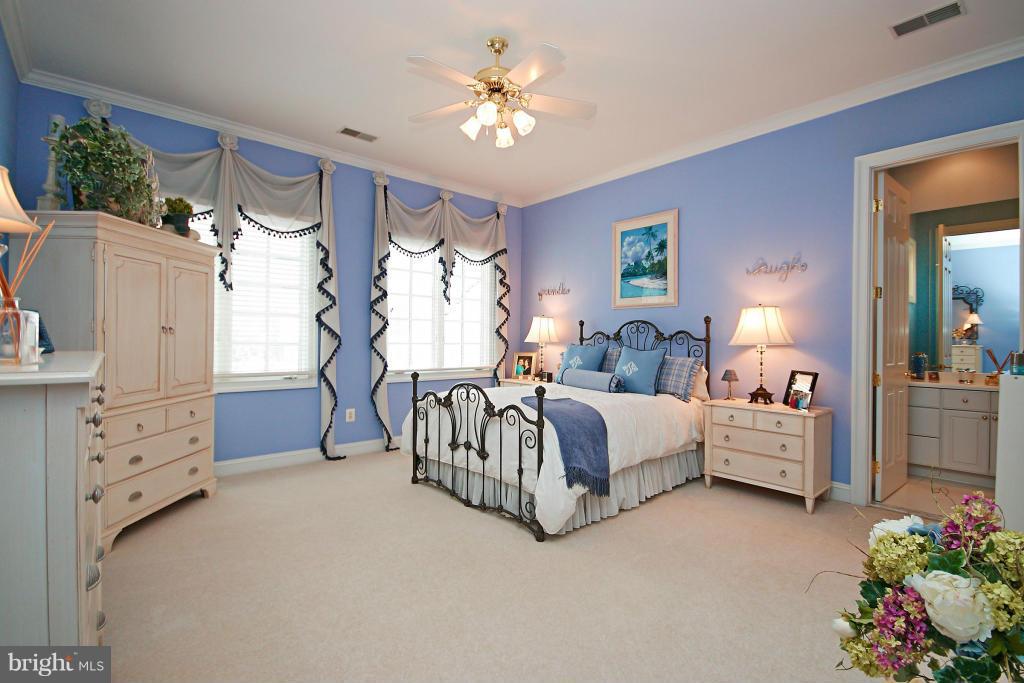 THE RESERVE - Residential