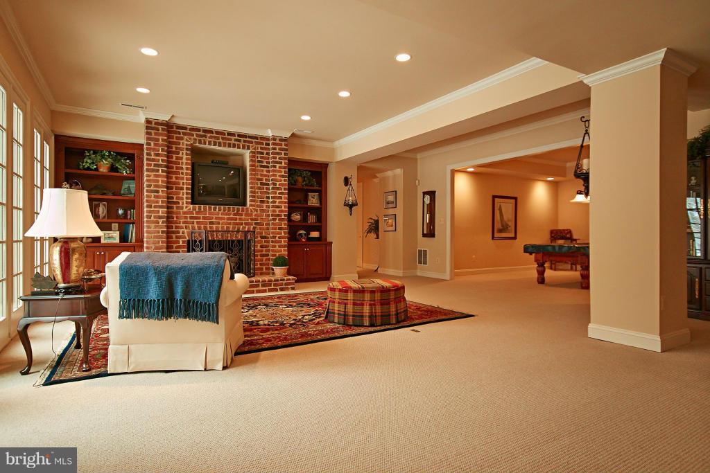 THE RESERVE - Residential