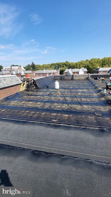 LAWNDALE - Residential