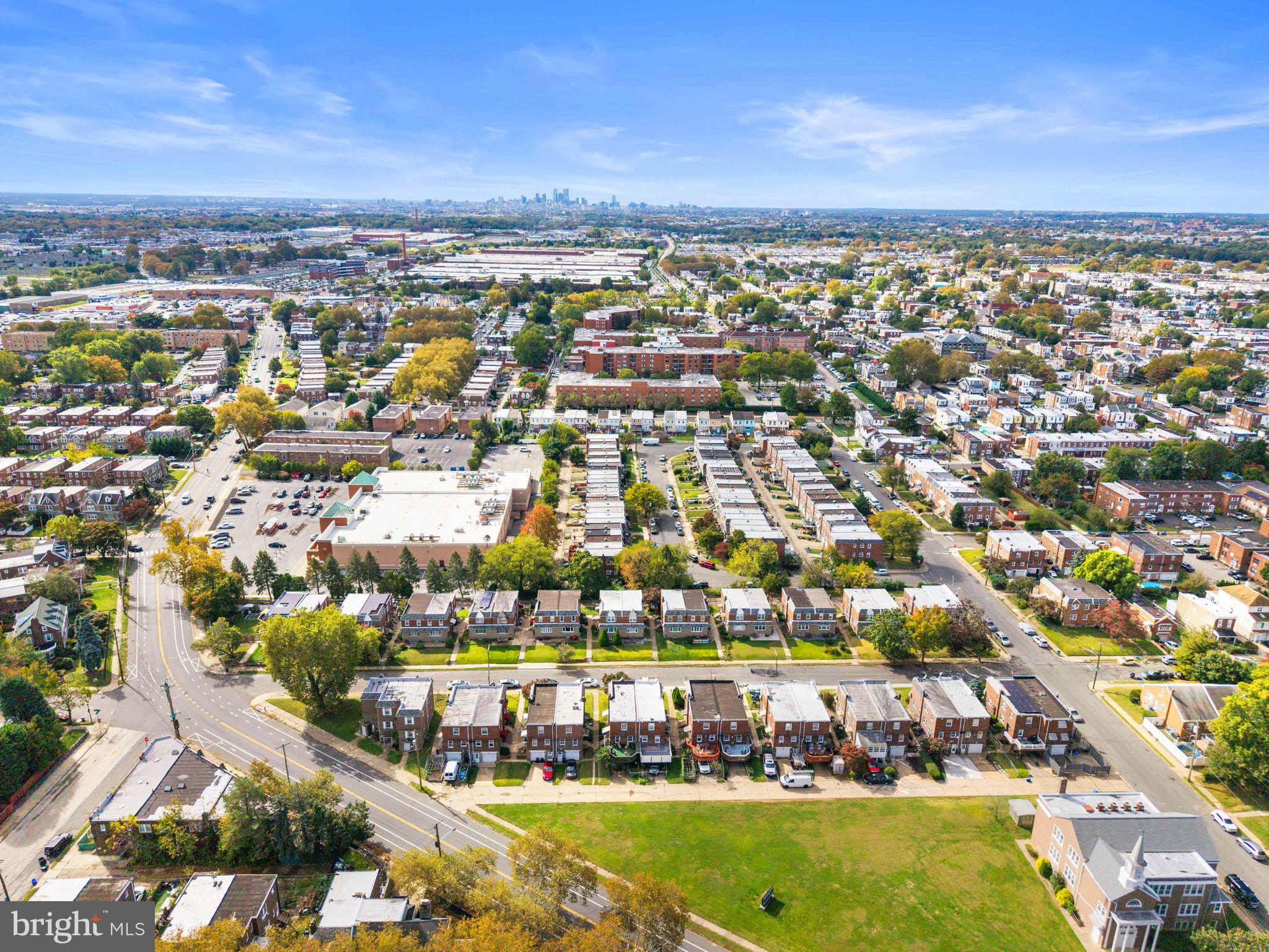 LAWNDALE - Residential