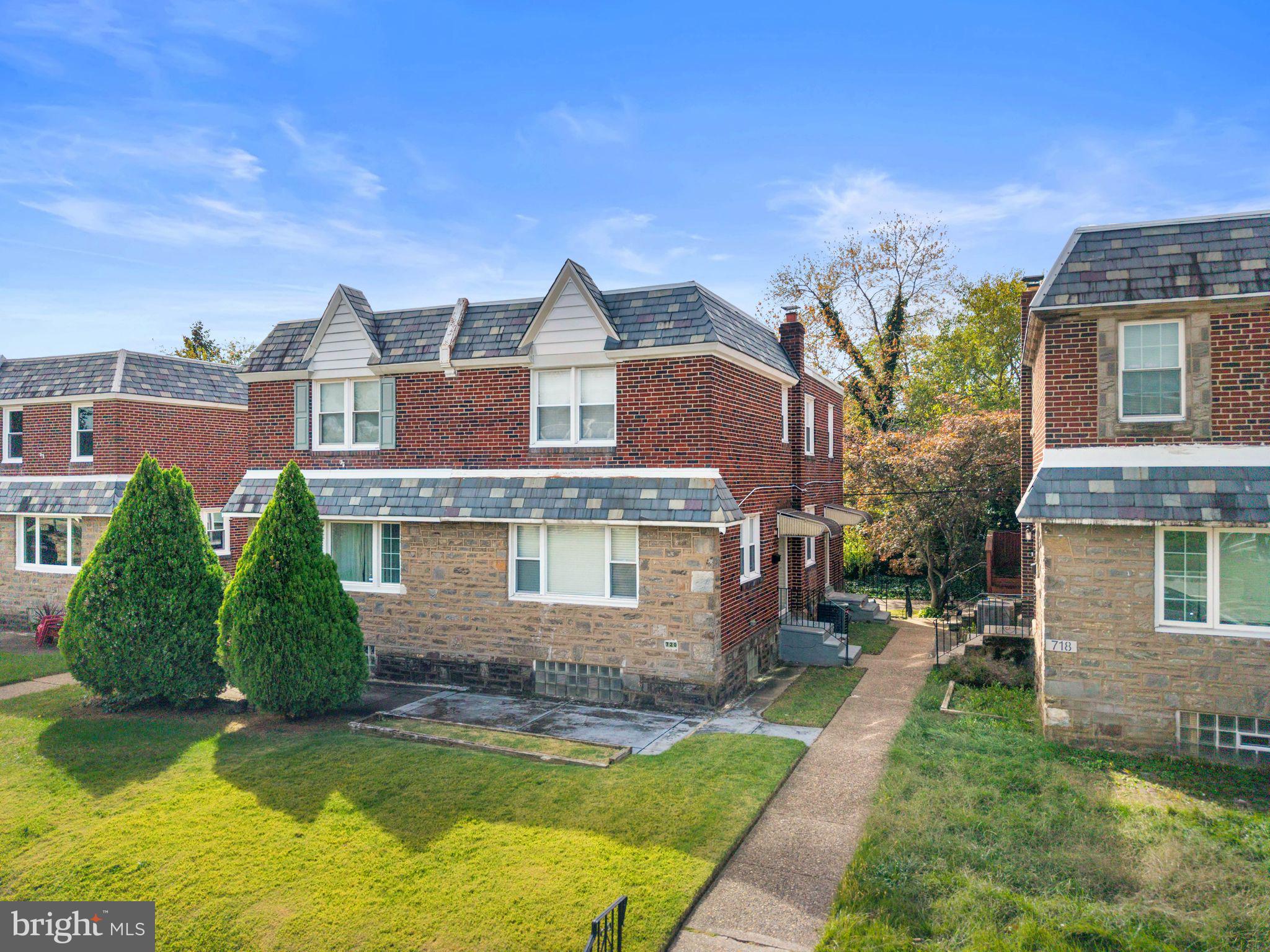 LAWNDALE - Residential