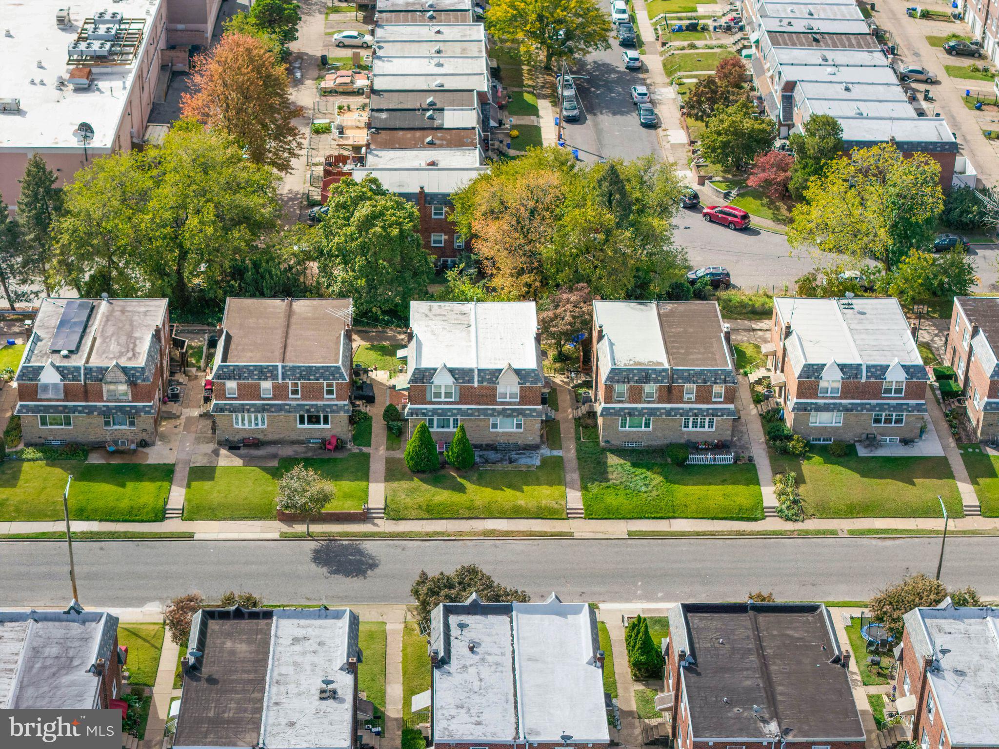 LAWNDALE - Residential