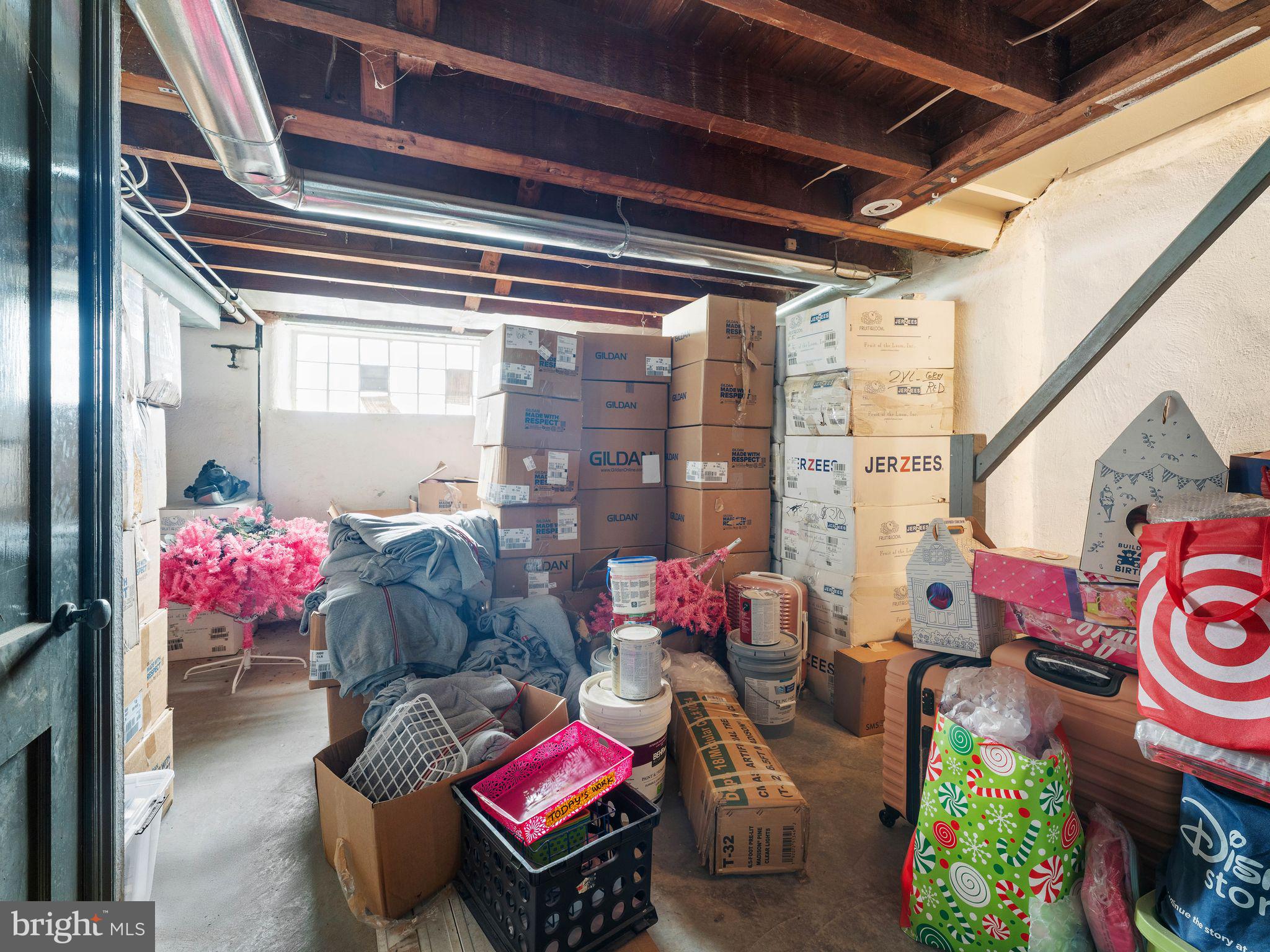 LAWNDALE - Residential