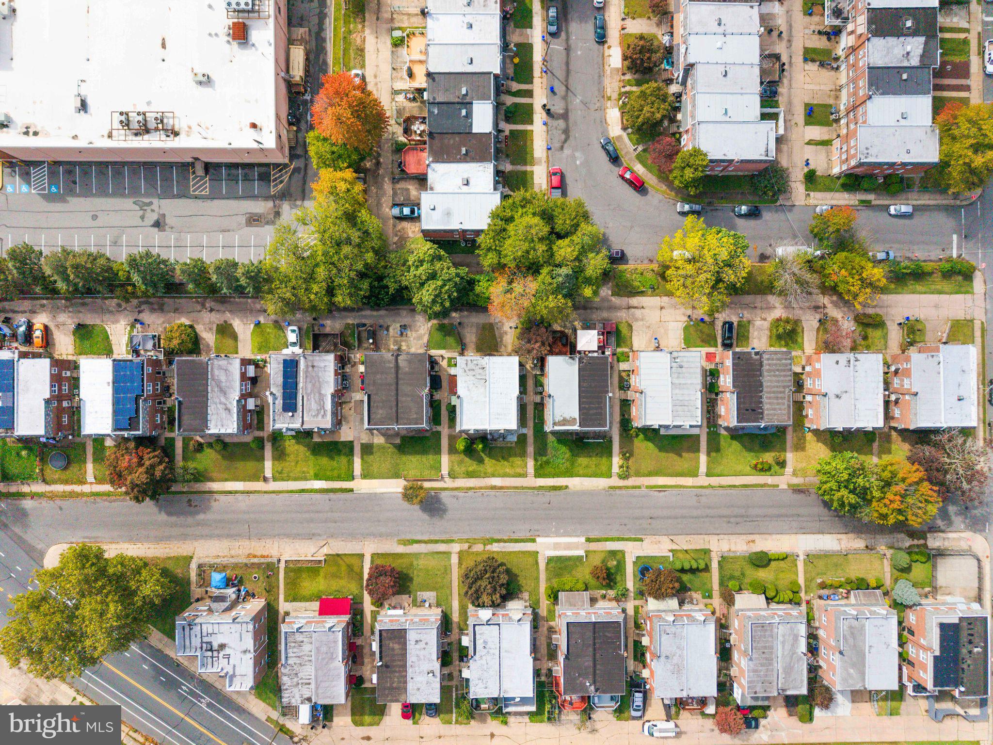 LAWNDALE - Residential