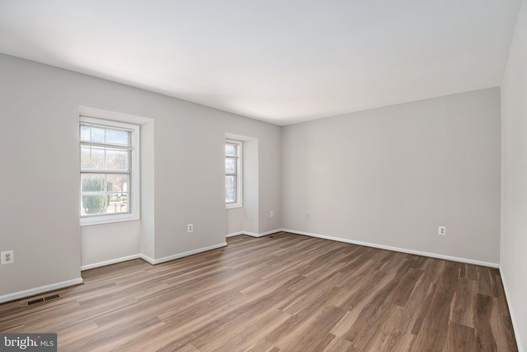 QUEENS GATE - Residential