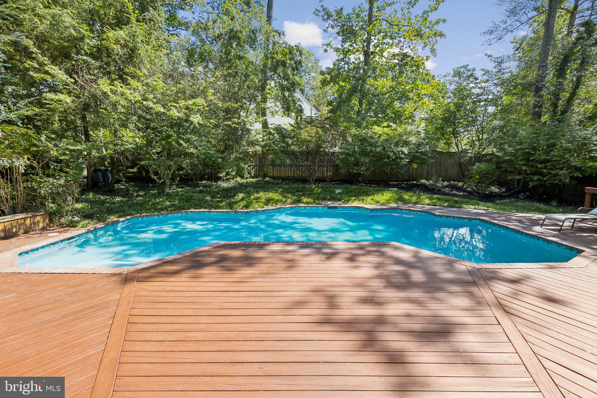 HALLOWING POINT RIVER ESTATES - Residential