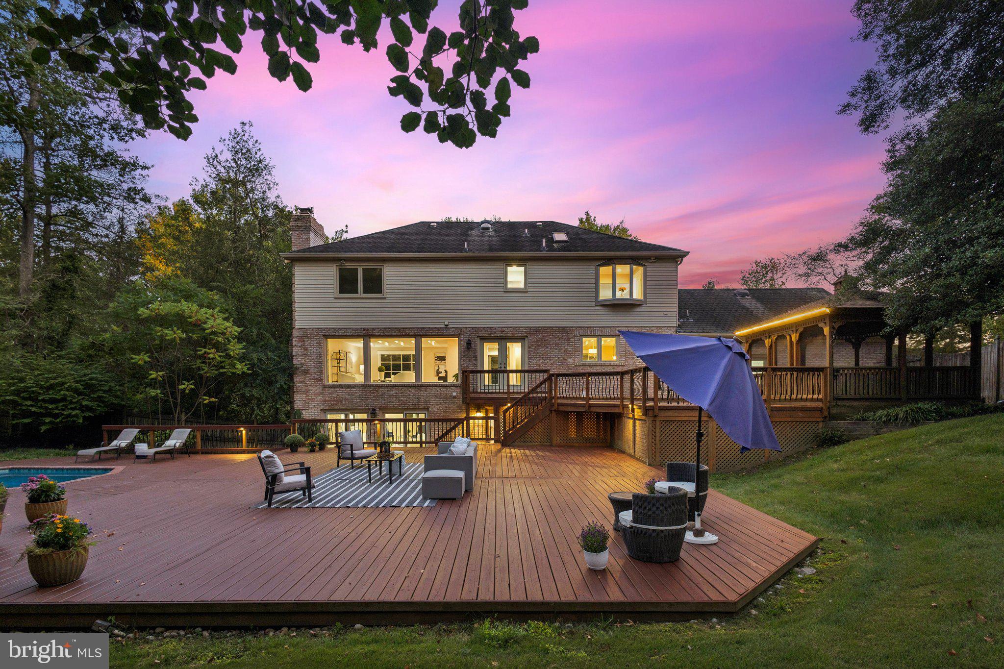 HALLOWING POINT RIVER ESTATES - Residential