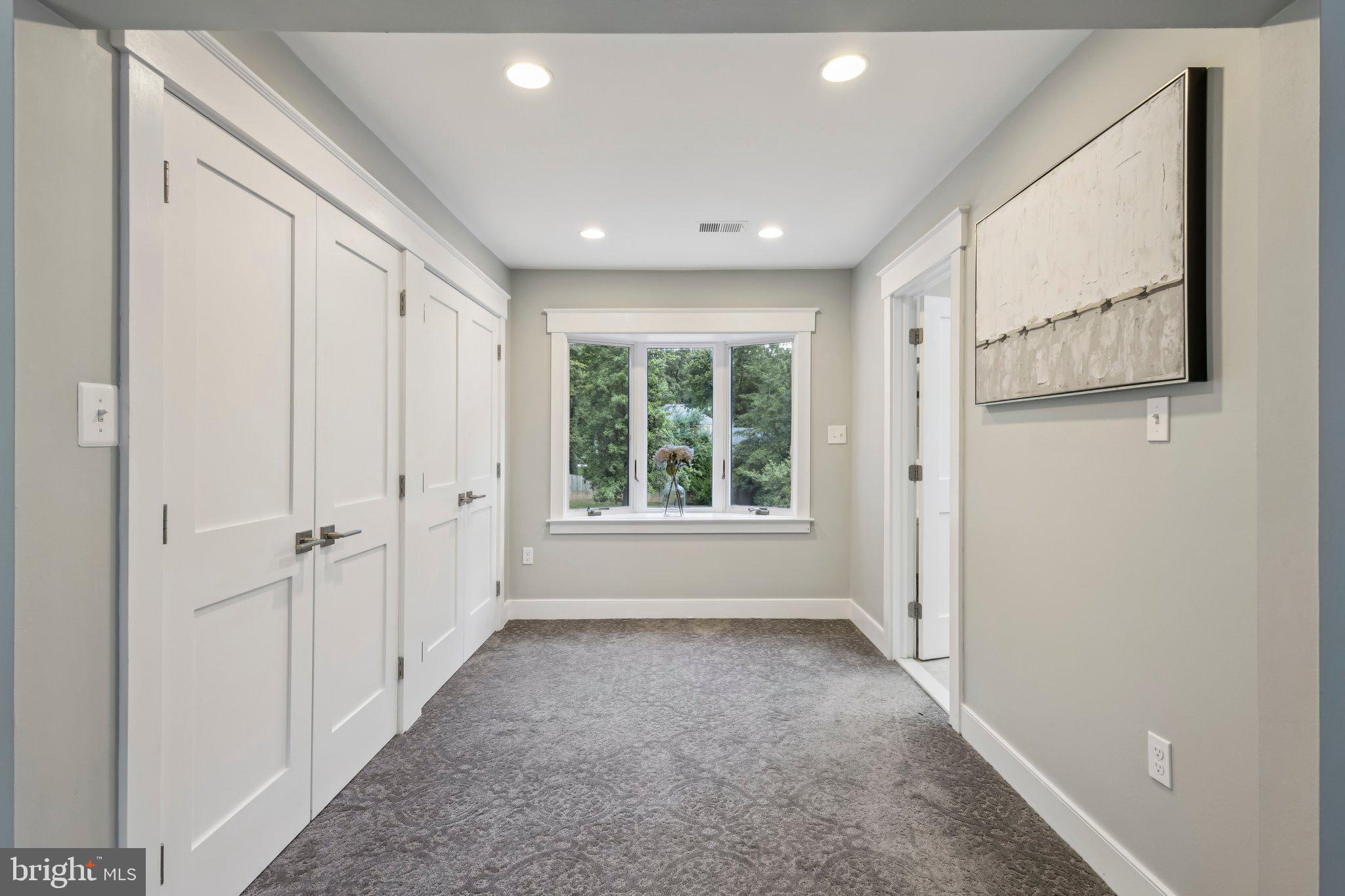 HALLOWING POINT RIVER ESTATES - Residential