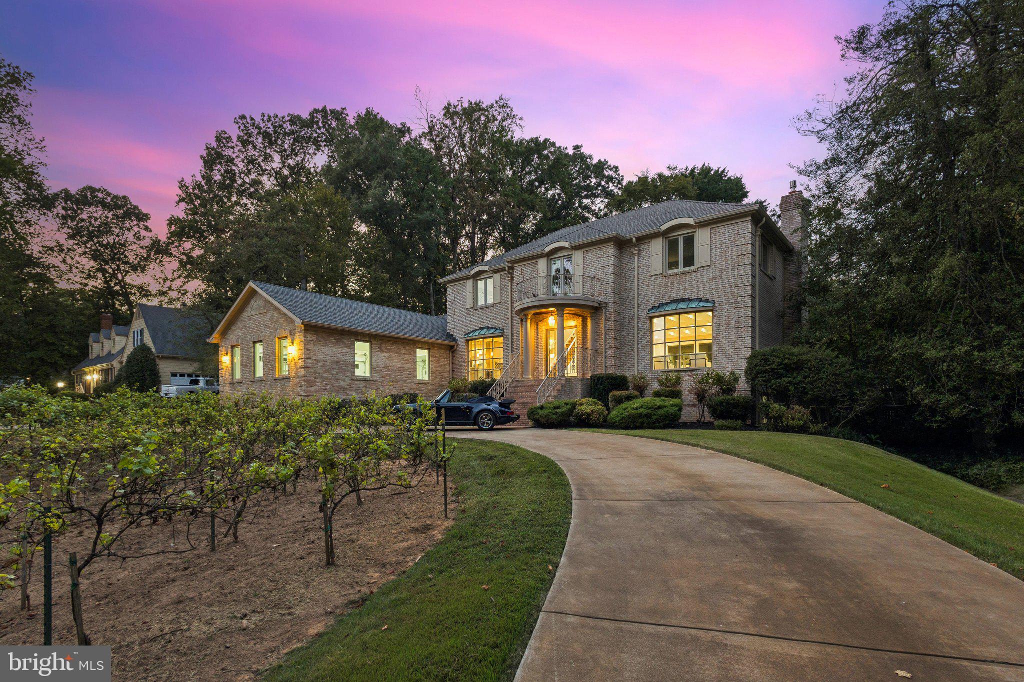 HALLOWING POINT RIVER ESTATES - Residential