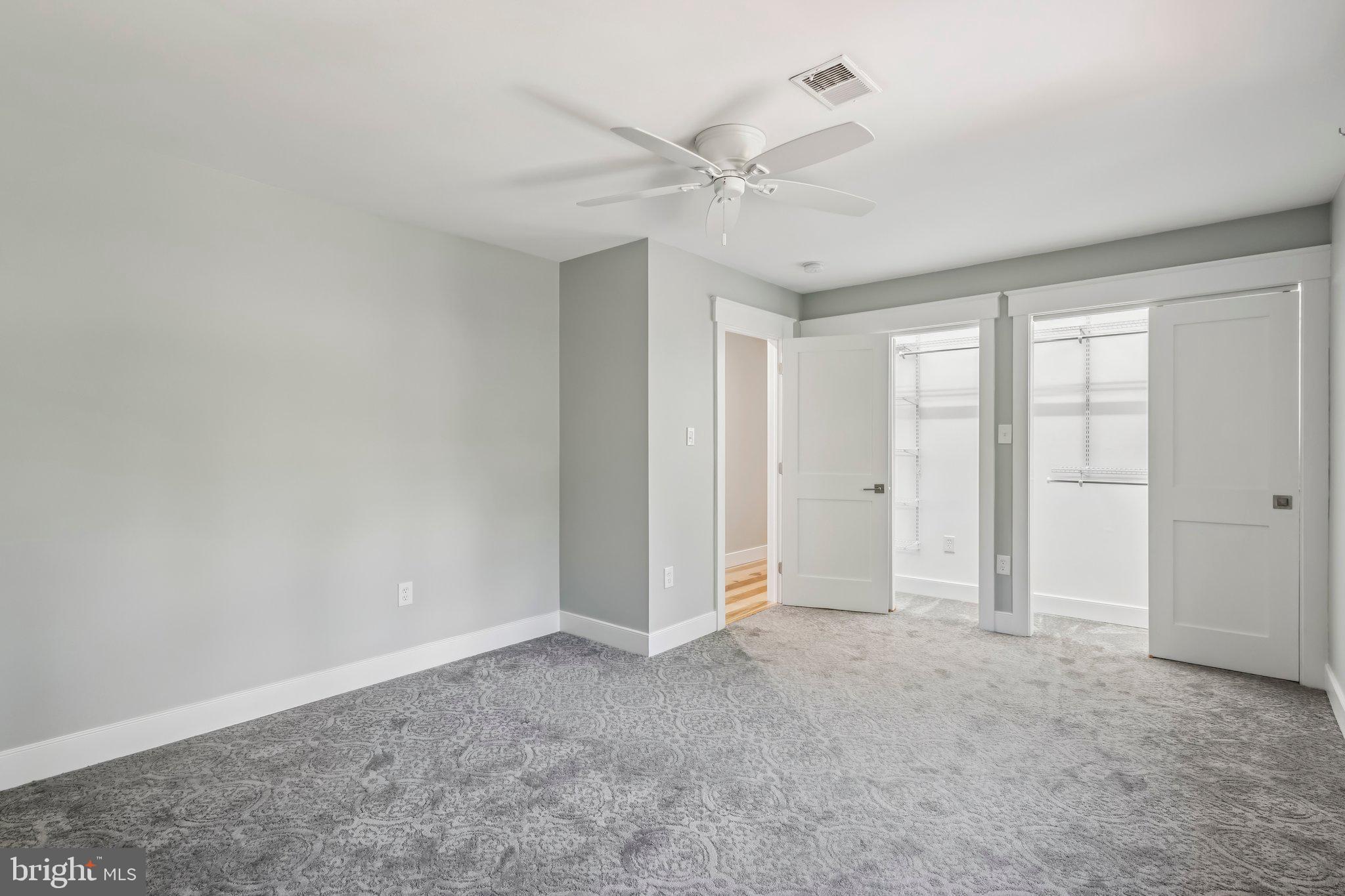 HALLOWING POINT RIVER ESTATES - Residential