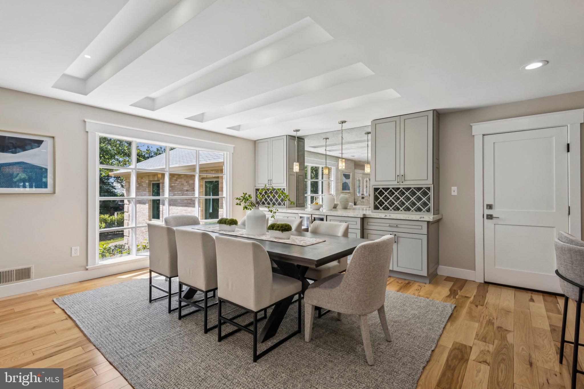 HALLOWING POINT RIVER ESTATES - Residential