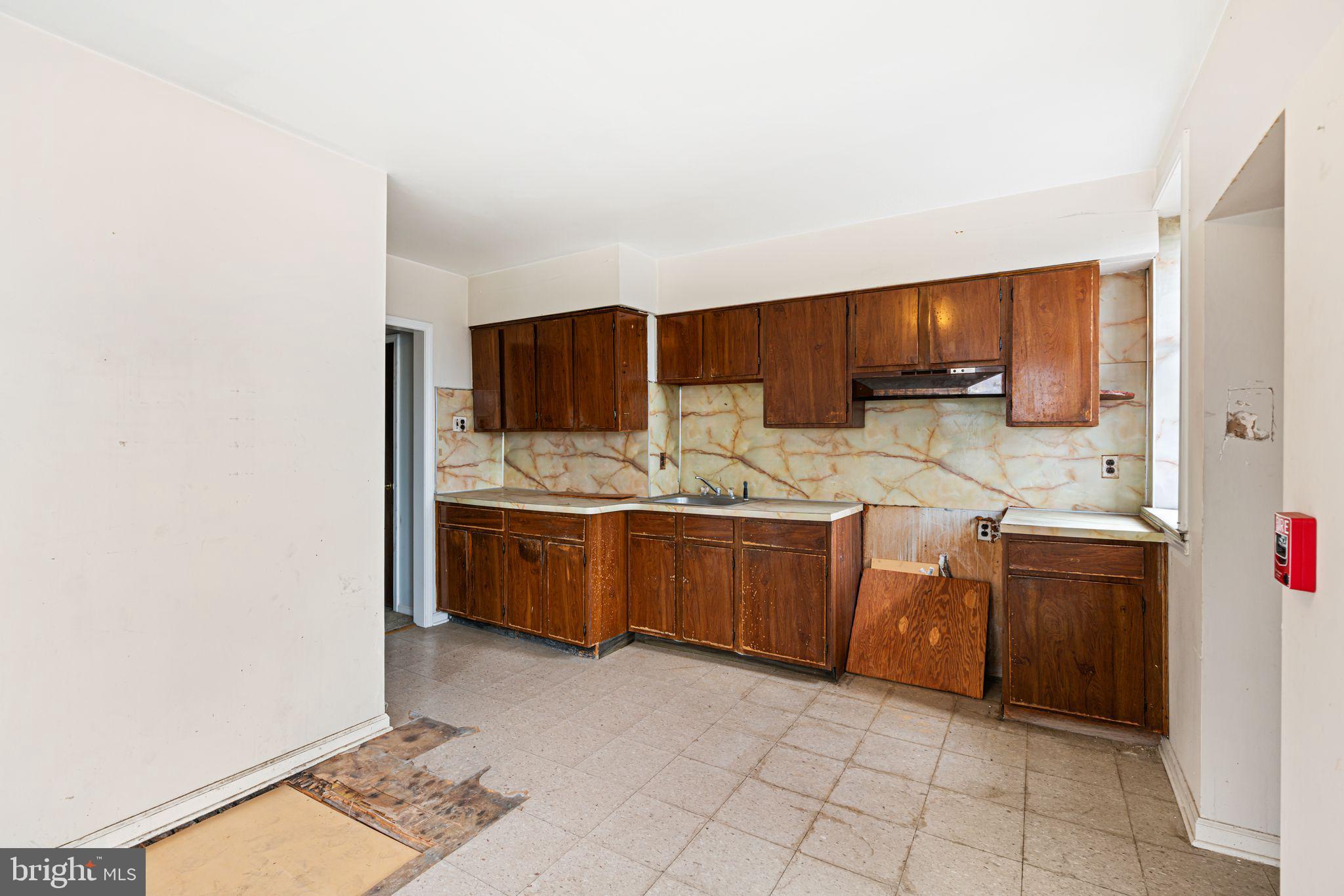 OVERBROOK PARK - Residential Income