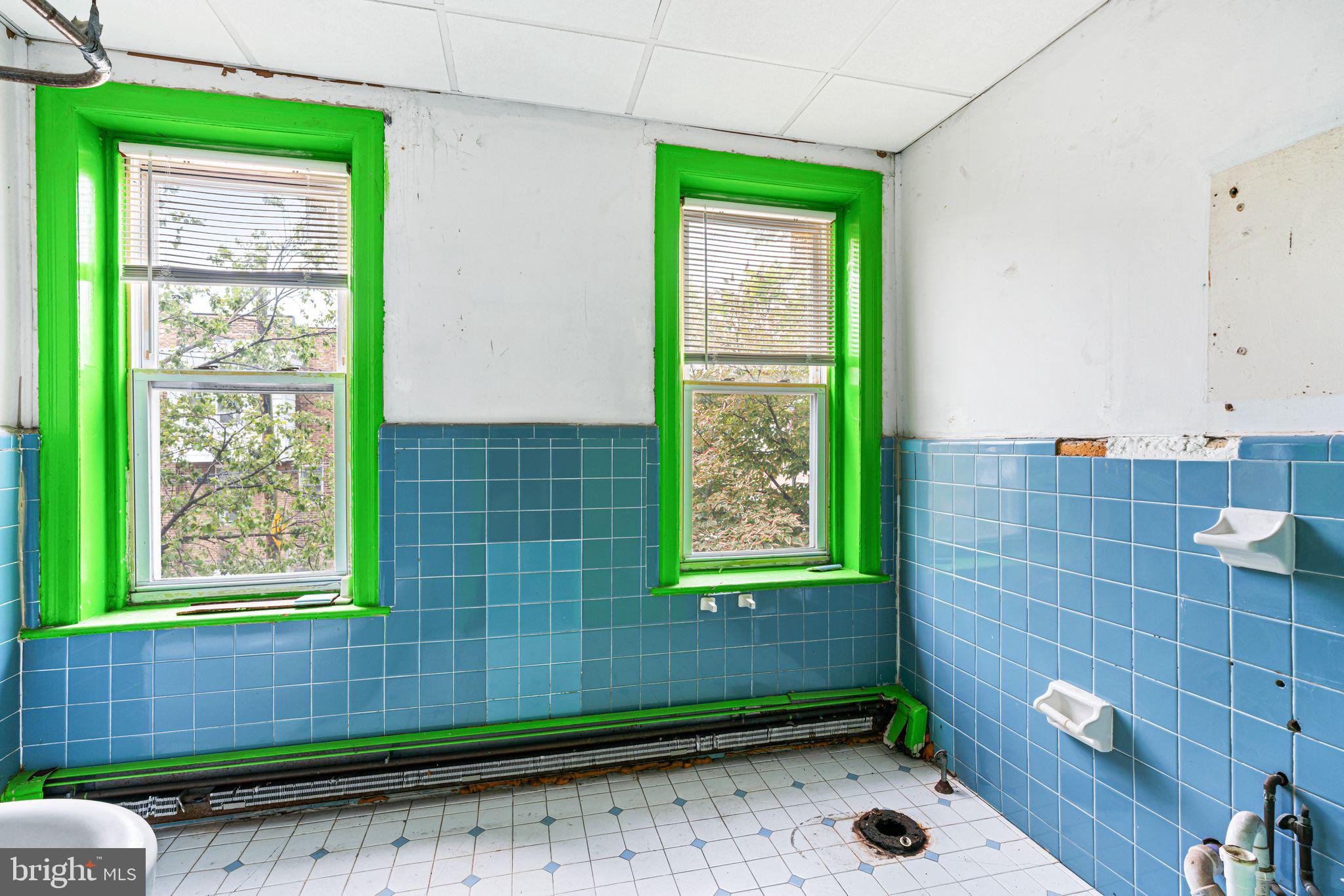 OVERBROOK PARK - Residential Income