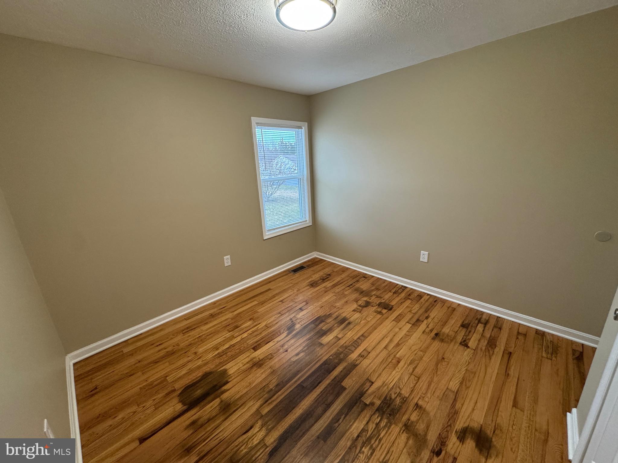 THIRD BATTLE - Residential Lease