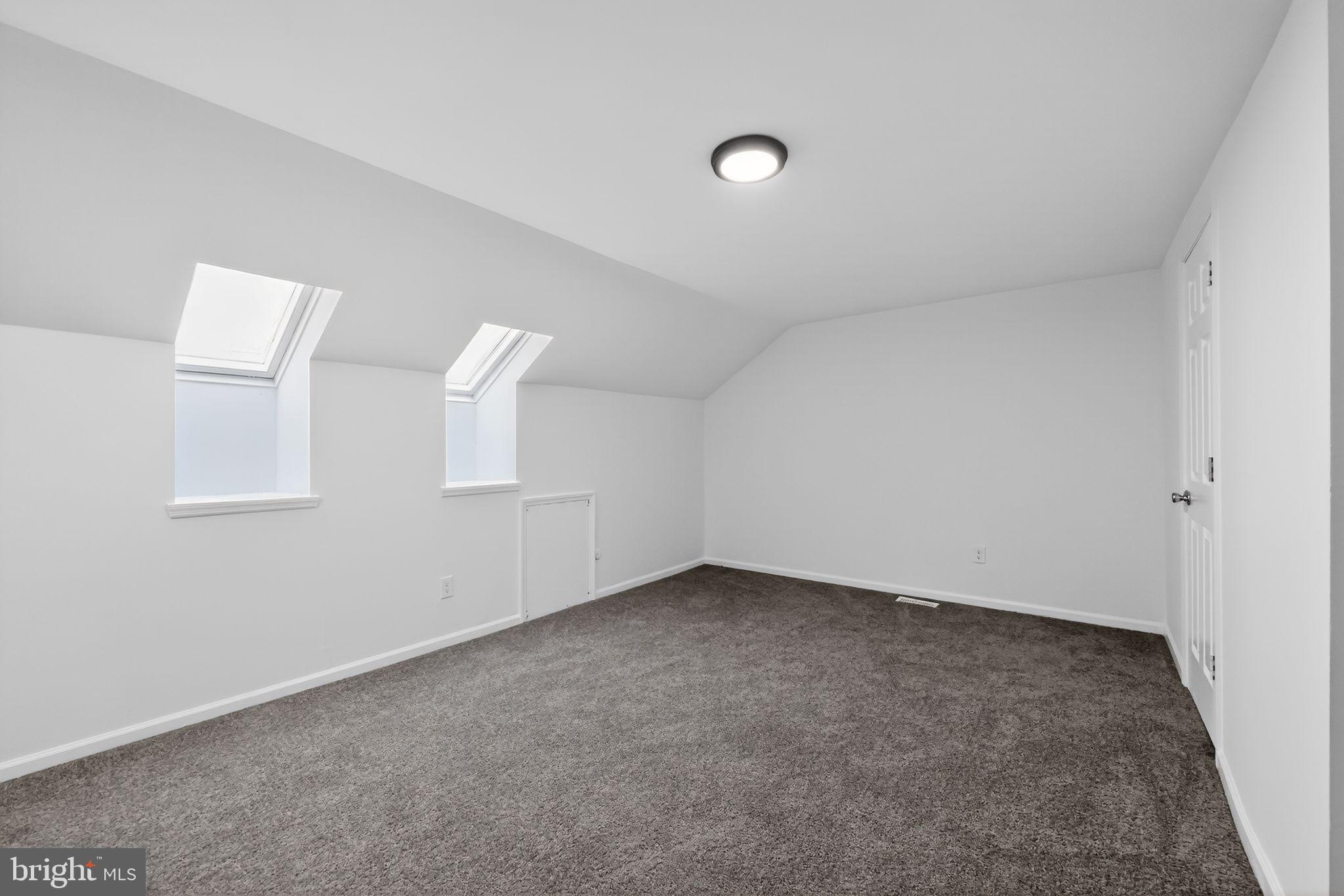 WILLISTOWN WOODS - Residential Lease