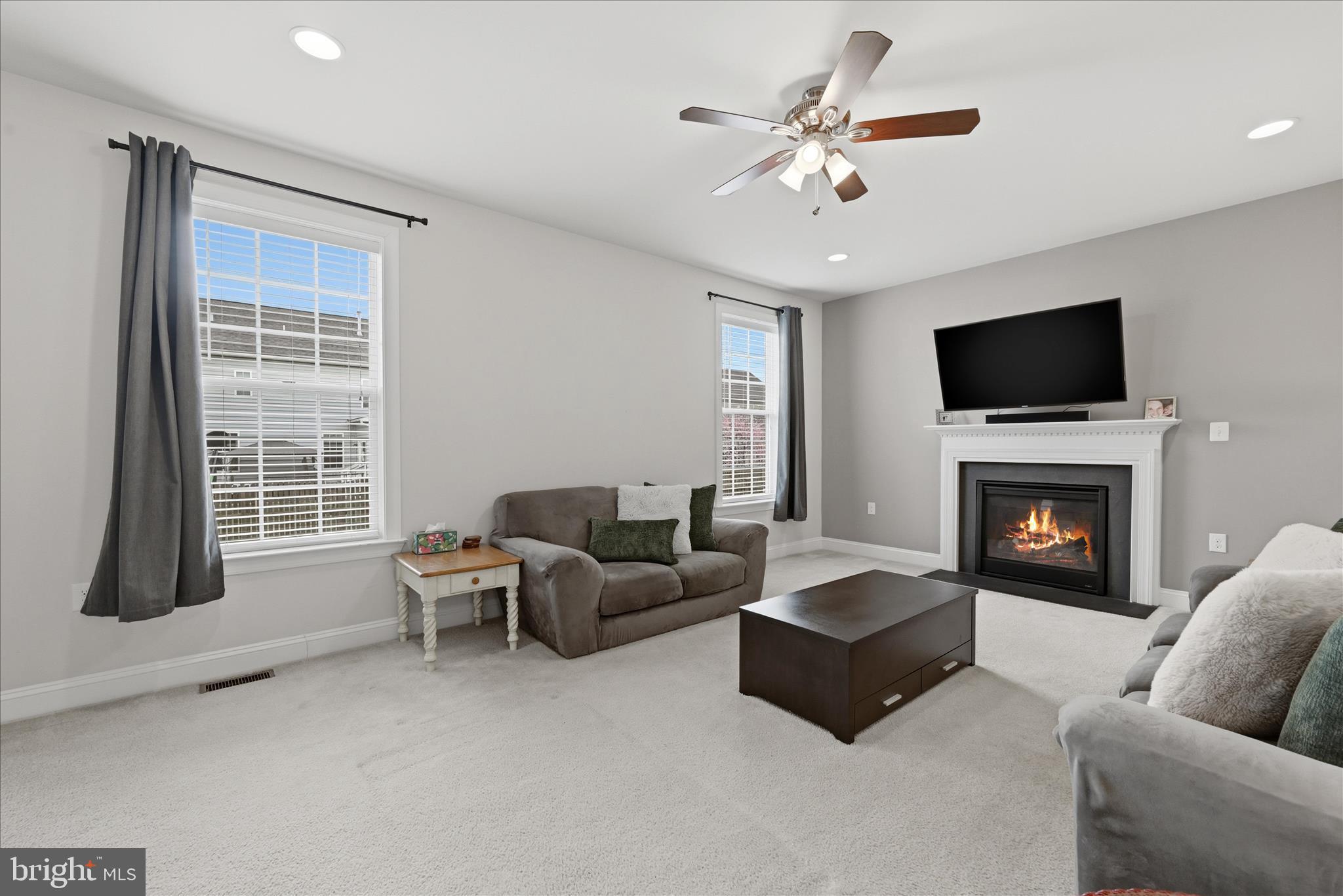 THE VILLAGE OF WASHINGTON TRAIL EAST - Residential