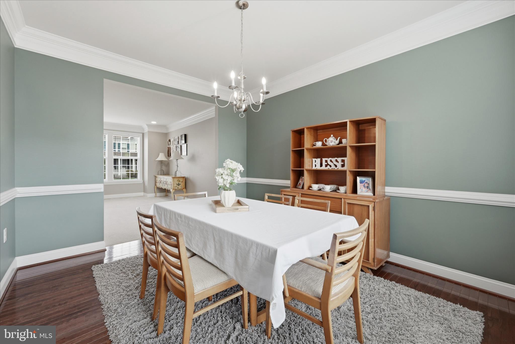 THE VILLAGE OF WASHINGTON TRAIL EAST - Residential