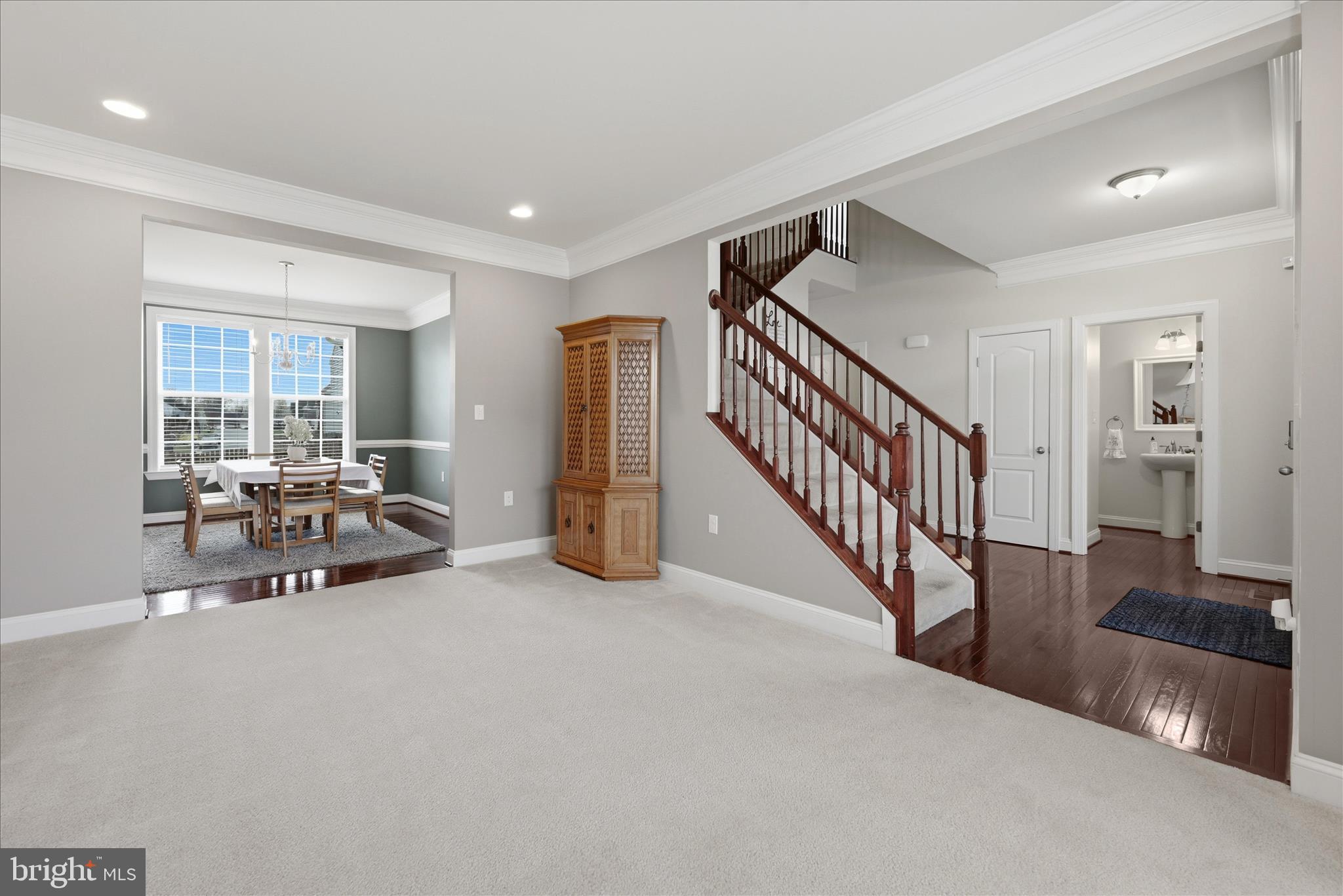 THE VILLAGE OF WASHINGTON TRAIL EAST - Residential