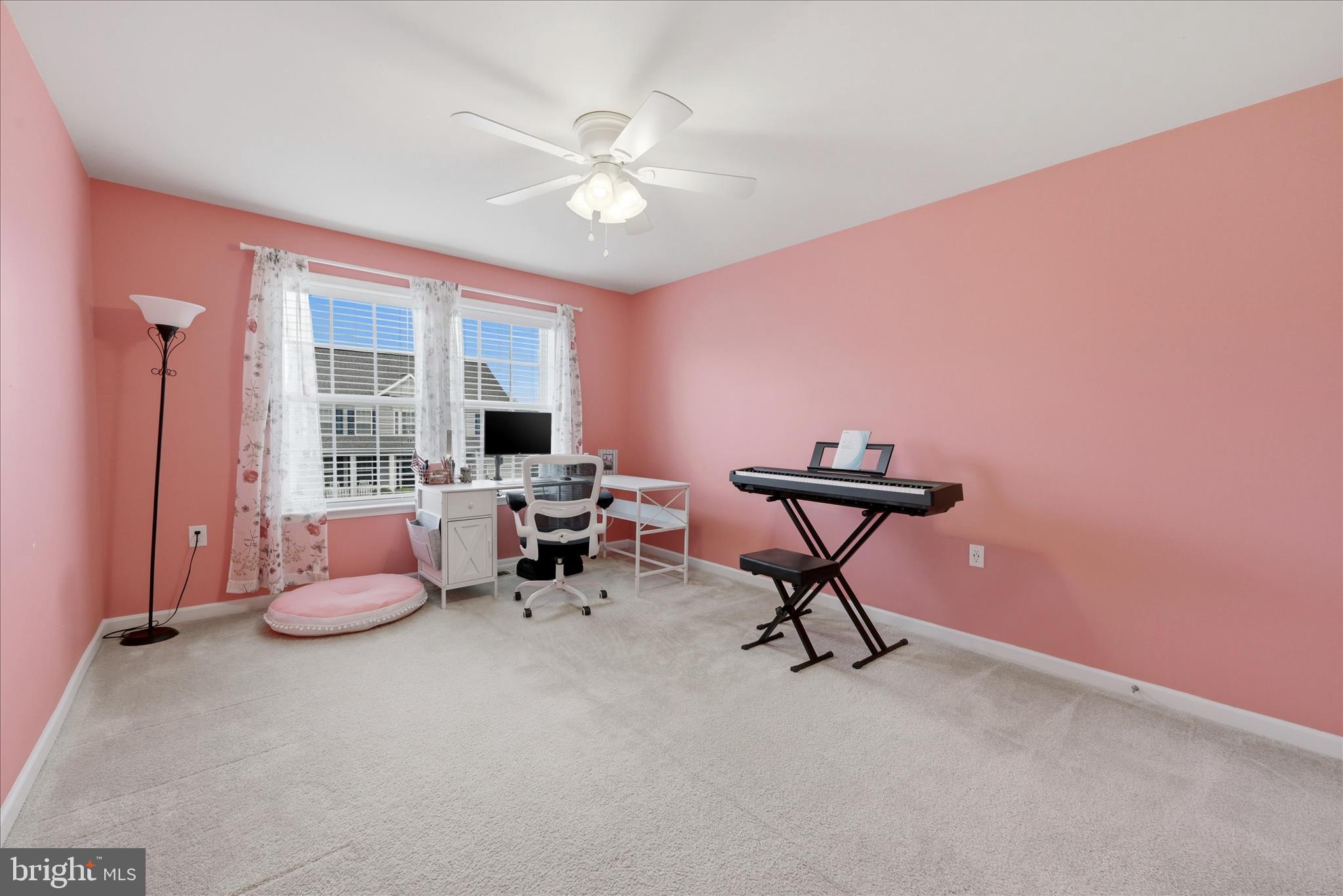 THE VILLAGE OF WASHINGTON TRAIL EAST - Residential