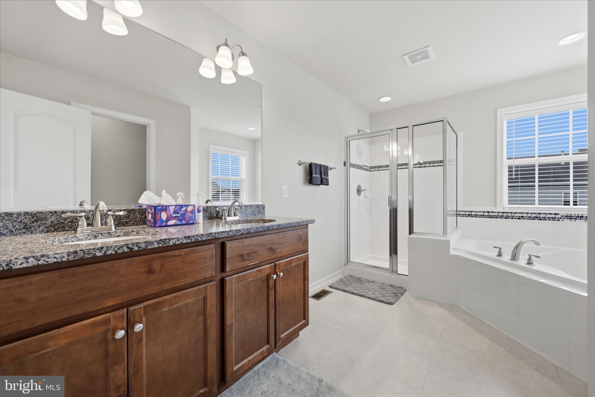 THE VILLAGE OF WASHINGTON TRAIL EAST - Residential