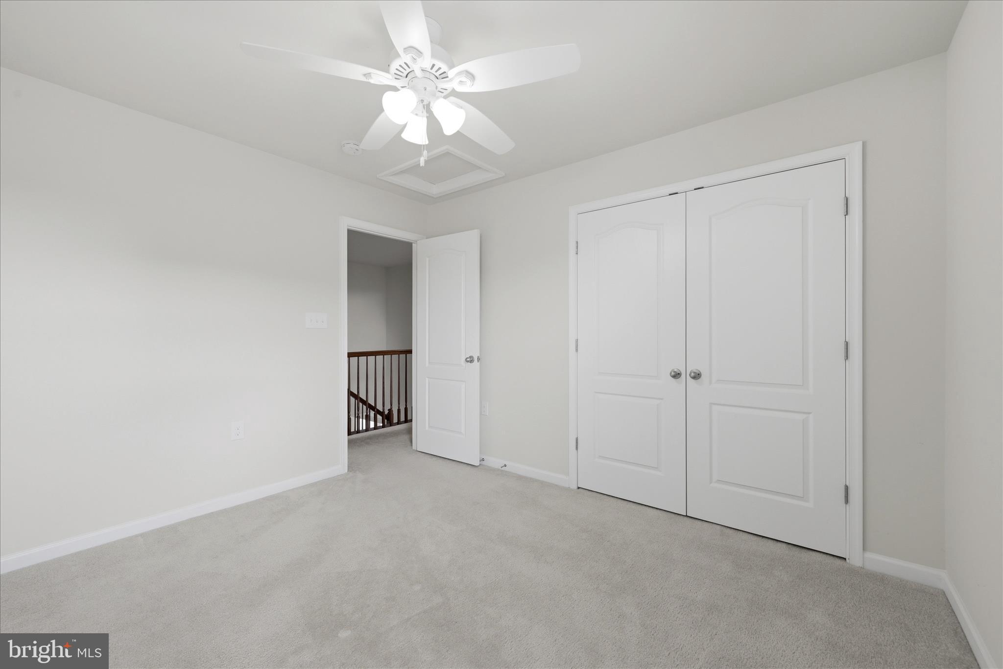 THE VILLAGE OF WASHINGTON TRAIL EAST - Residential