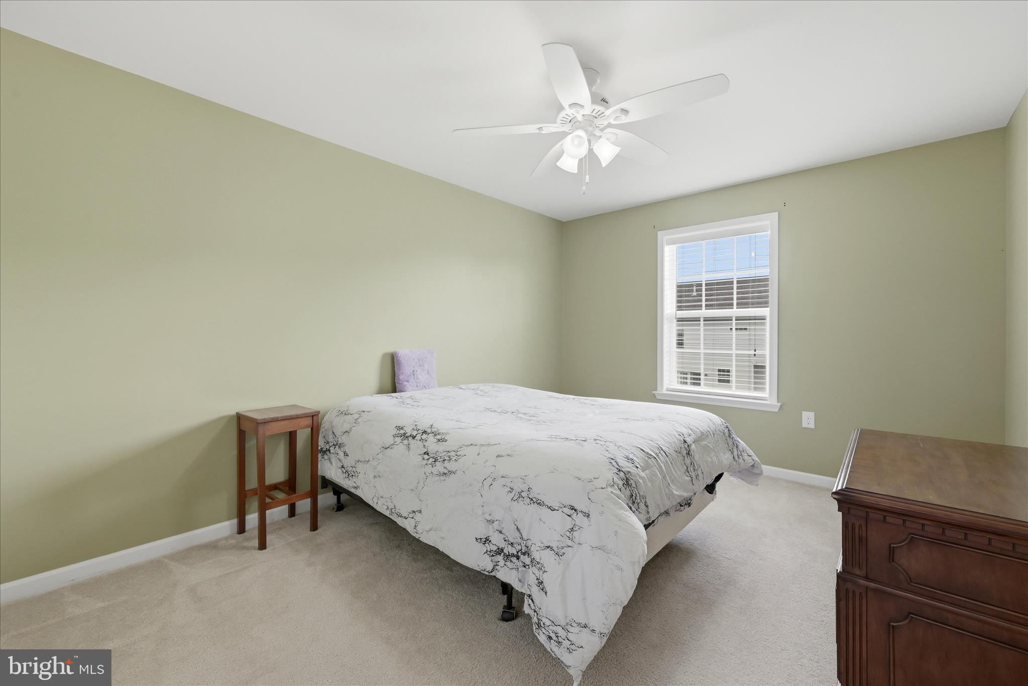 THE VILLAGE OF WASHINGTON TRAIL EAST - Residential