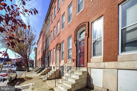 Townhouse For Sale - 746 Dolphin Street<br/> BALTIMORE, MD 21217