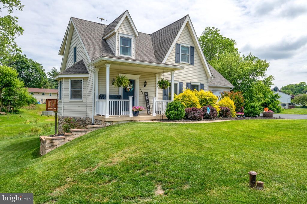 Photo of 1841 Shelley Road, Lancaster, PA 17602 (MLS # PALA2051774)