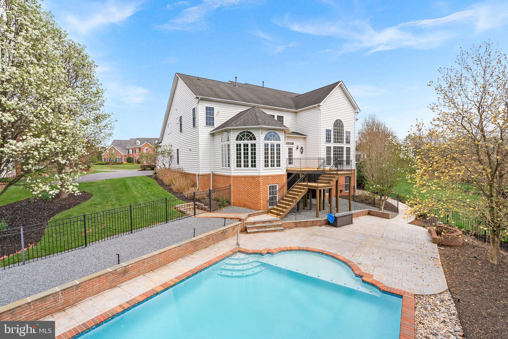 ASHBURN - Residential