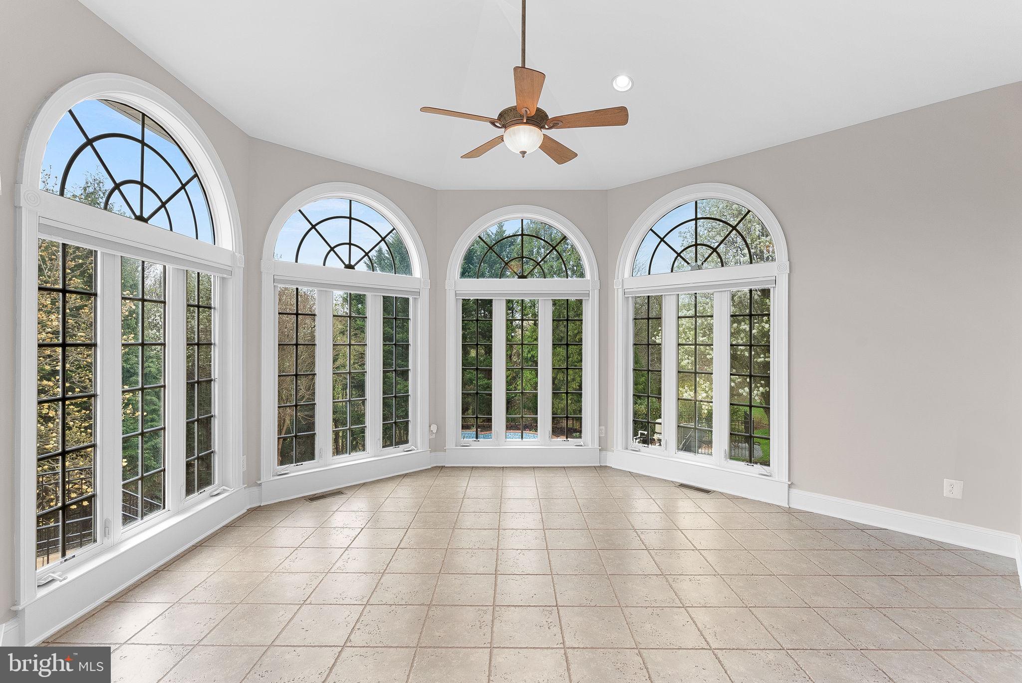 ASHBURN - Residential