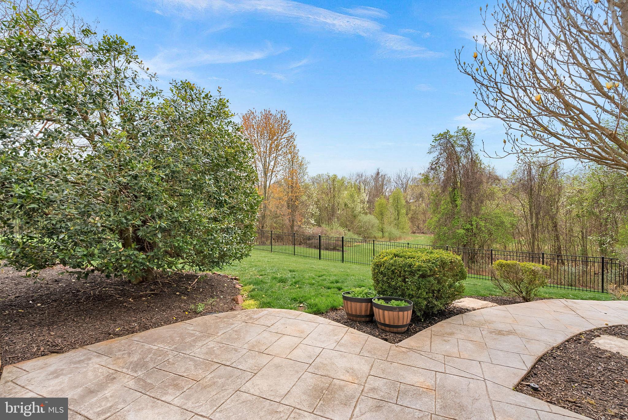 ASHBURN - Residential