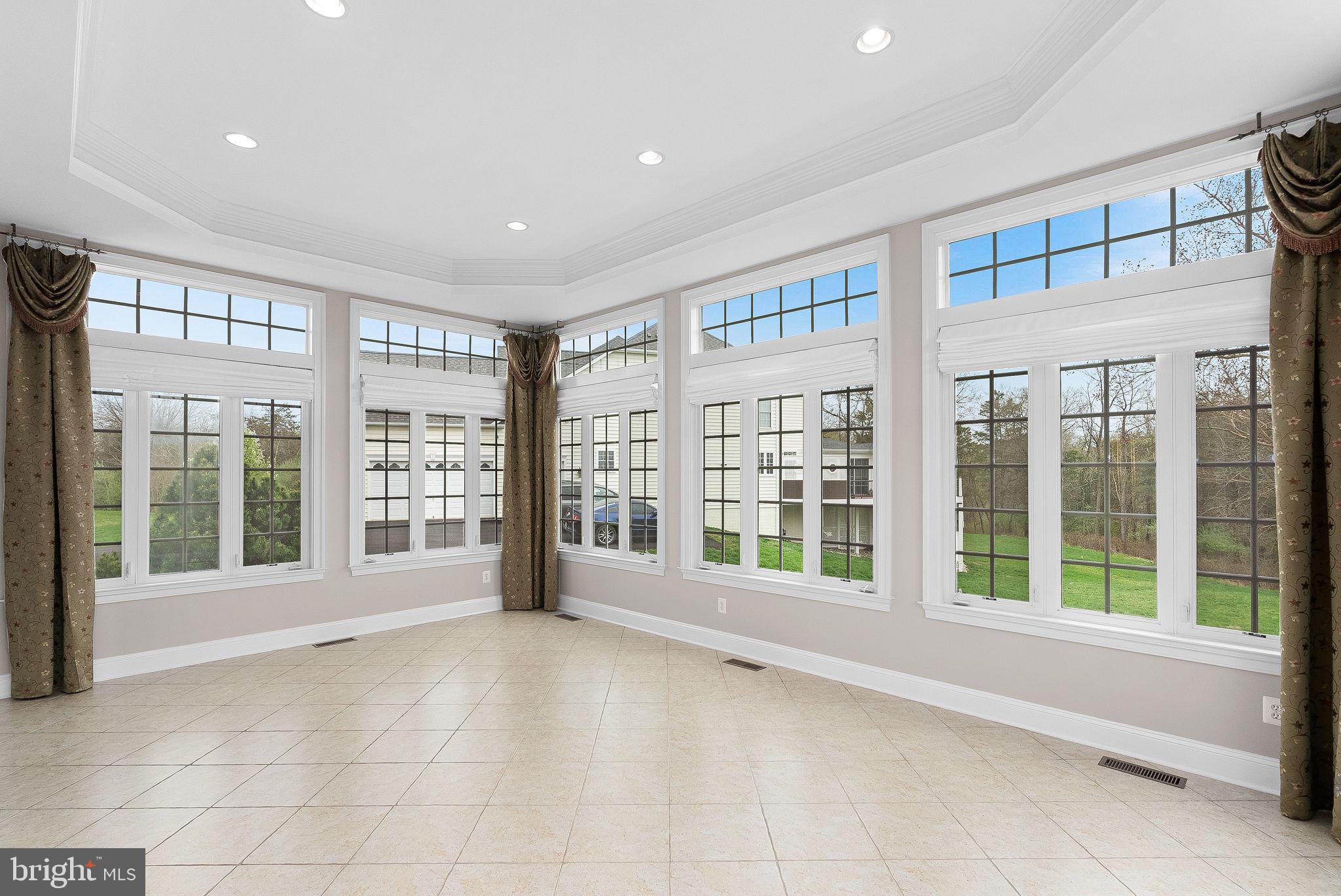 ASHBURN - Residential