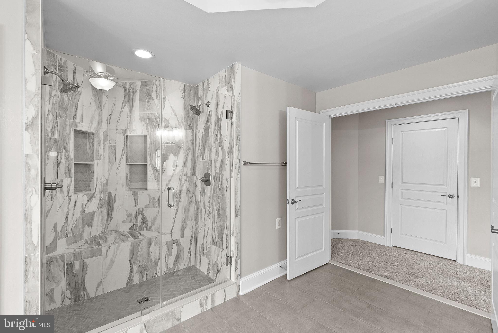 ASHBURN - Residential