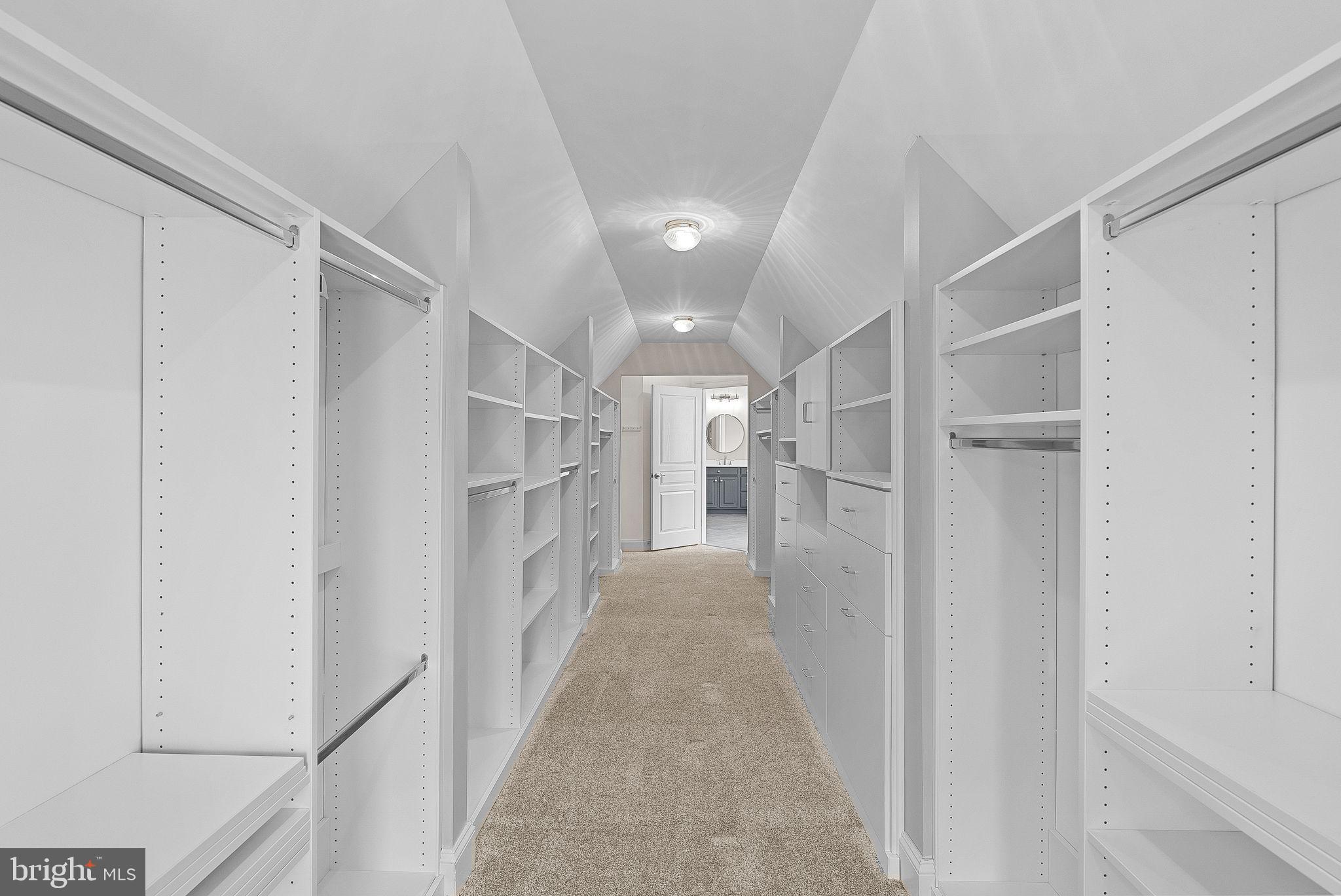 ASHBURN - Residential