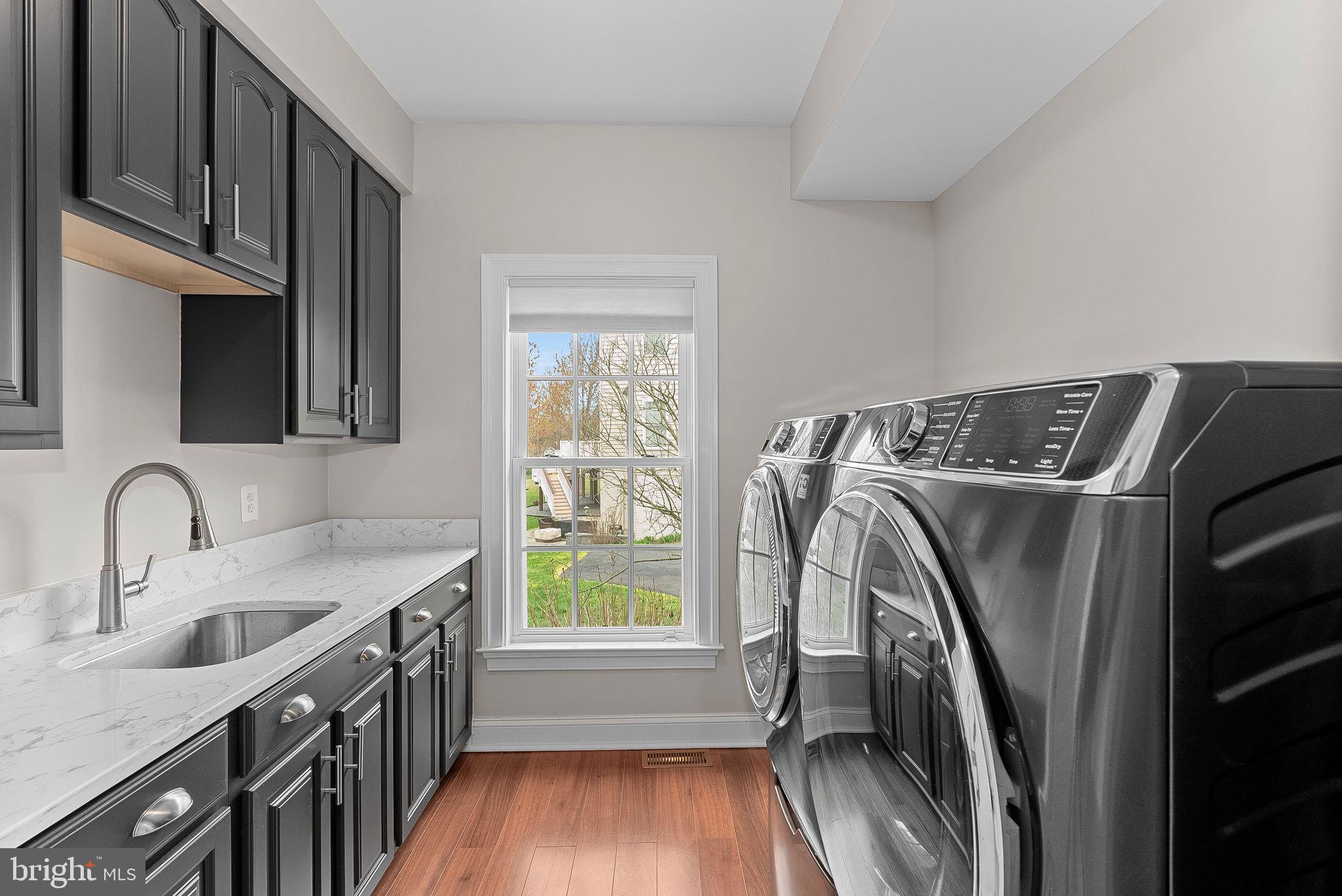 ASHBURN - Residential