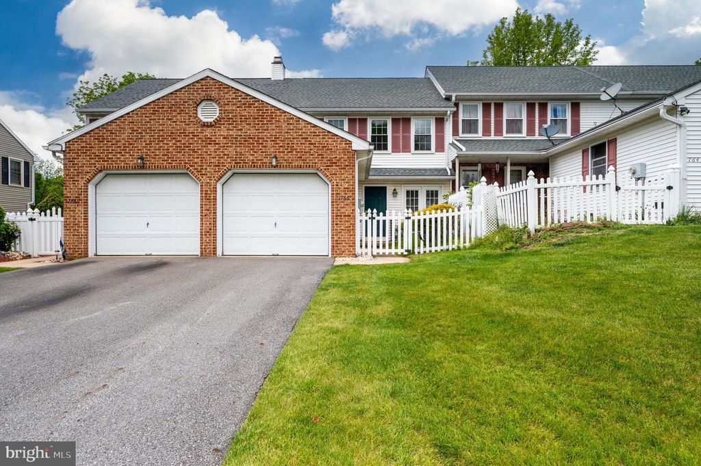 Photo of 1766 Betz Farm Drive, LANCASTER, PA 17603 (MLS # PALA2088394)