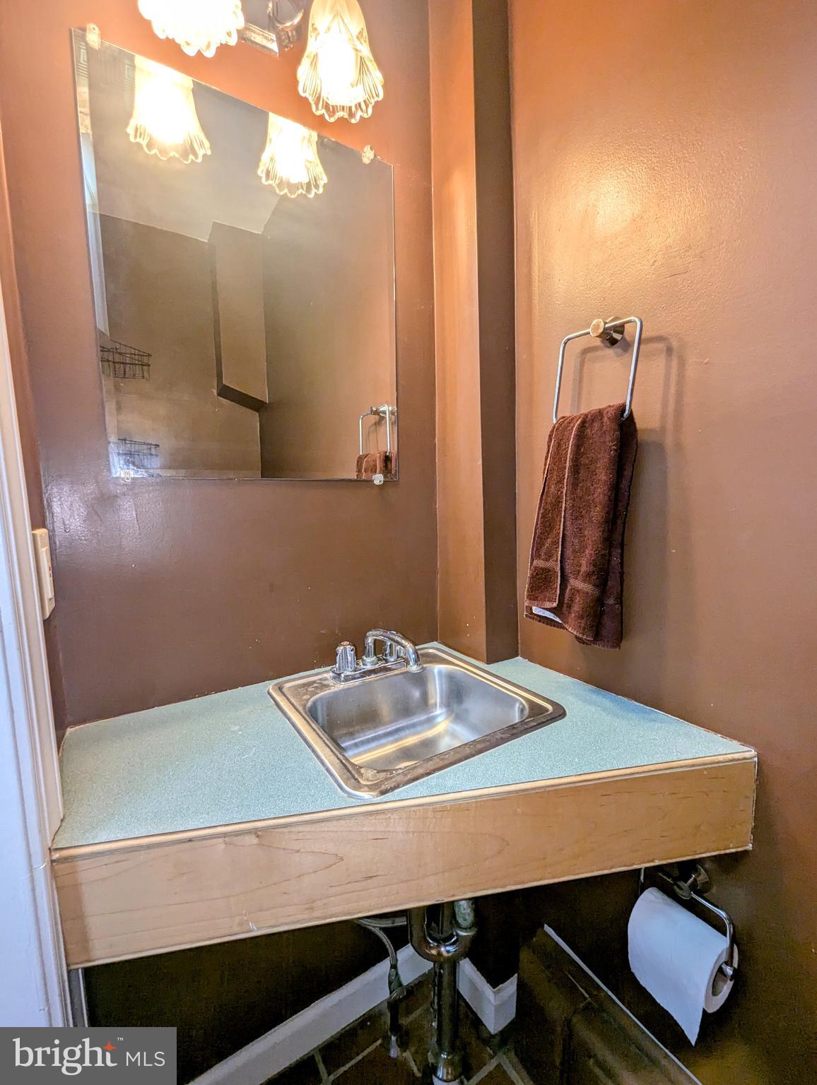 ROXBOROUGH - Residential Lease