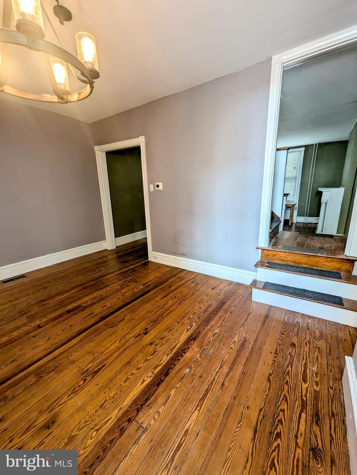 ROXBOROUGH - Residential Lease