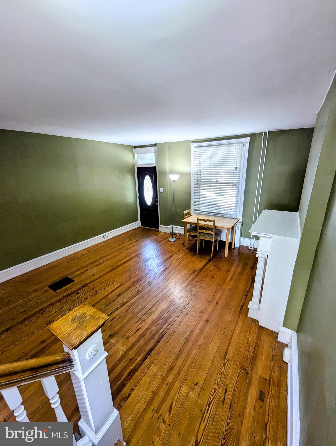 ROXBOROUGH - Residential Lease