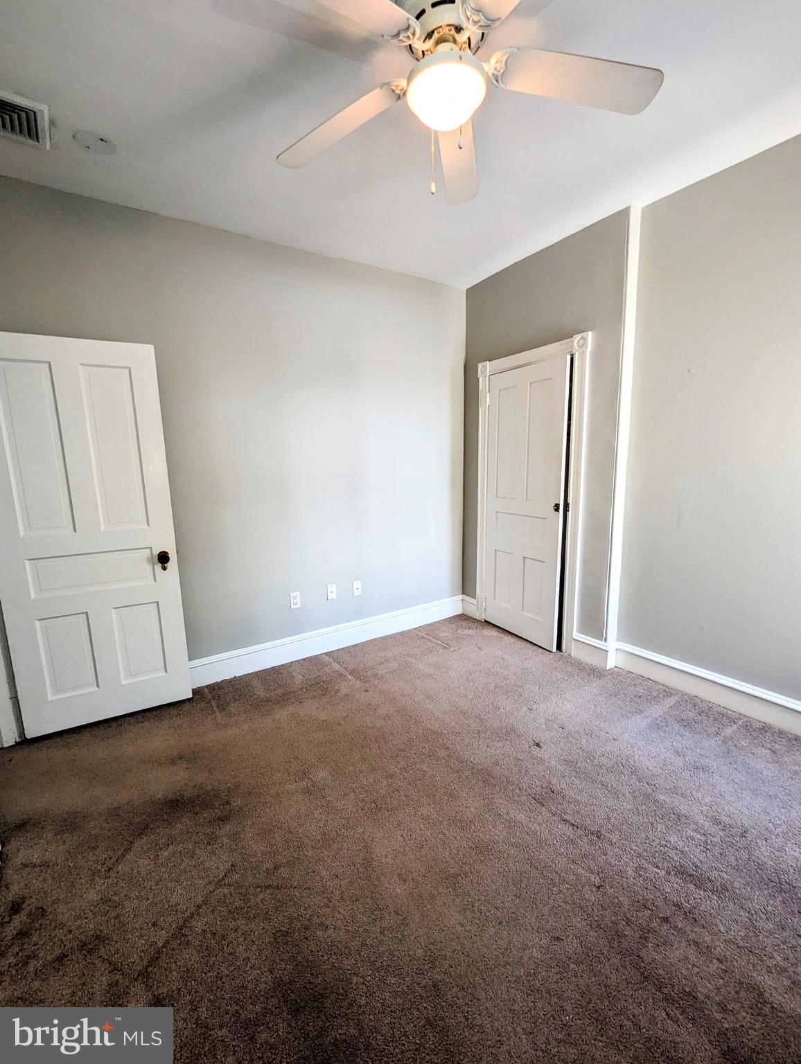 ROXBOROUGH - Residential Lease