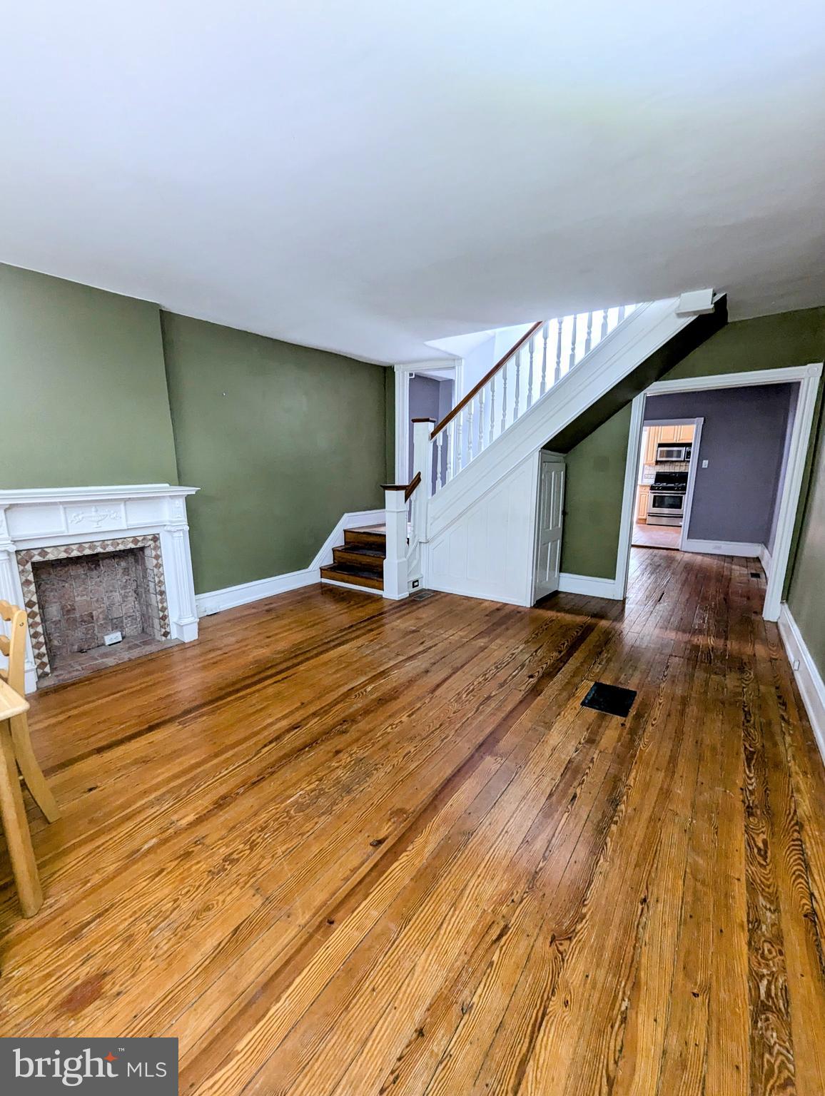 ROXBOROUGH - Residential Lease